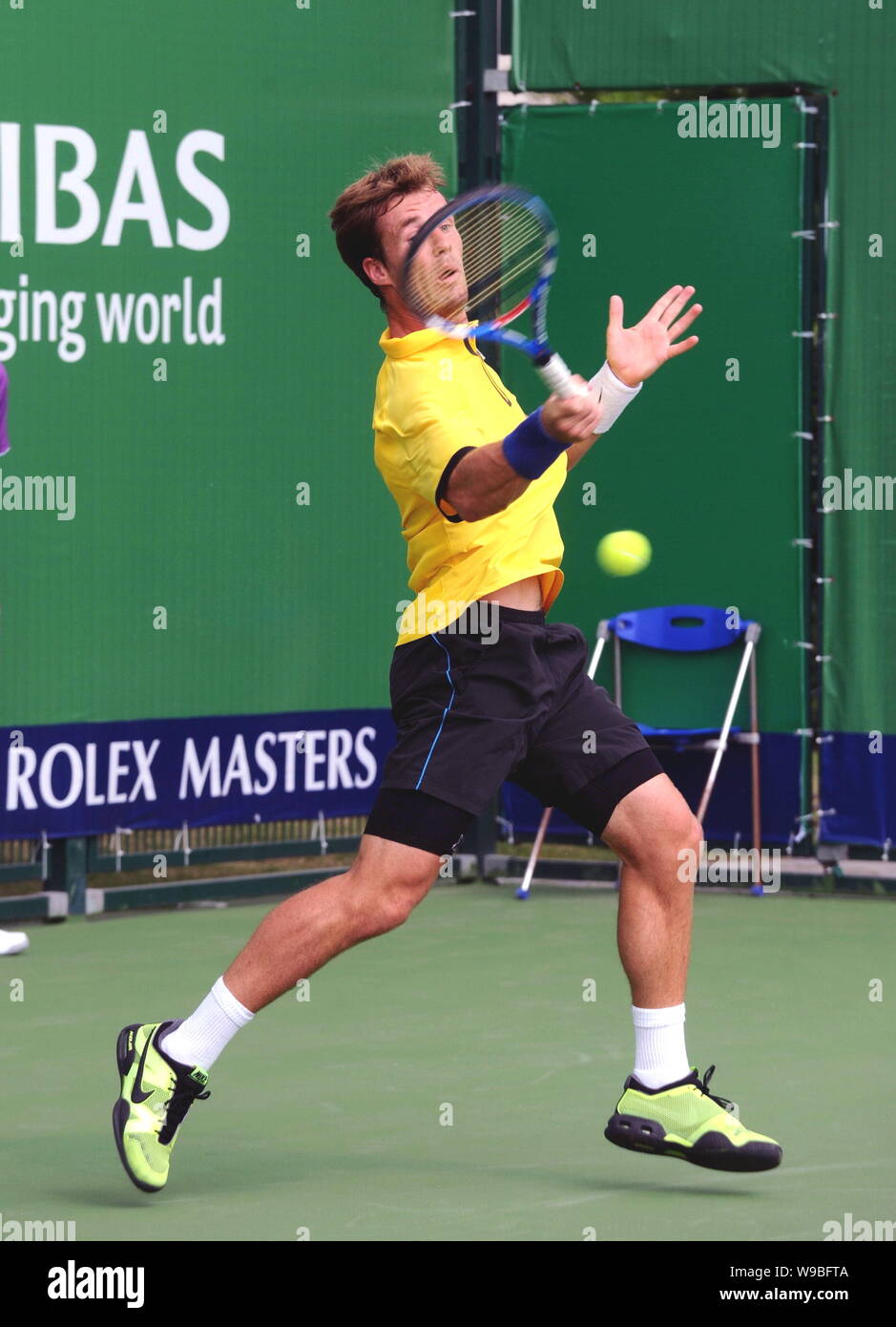 Daniel Gimeno-Traver Espagne renvoie un shot à Rajeev Ram des États-Unis dans l'habitation admissible du Masters 2010 de Shanghai au Shanghai Qi Zhong Hafid Banque D'Images