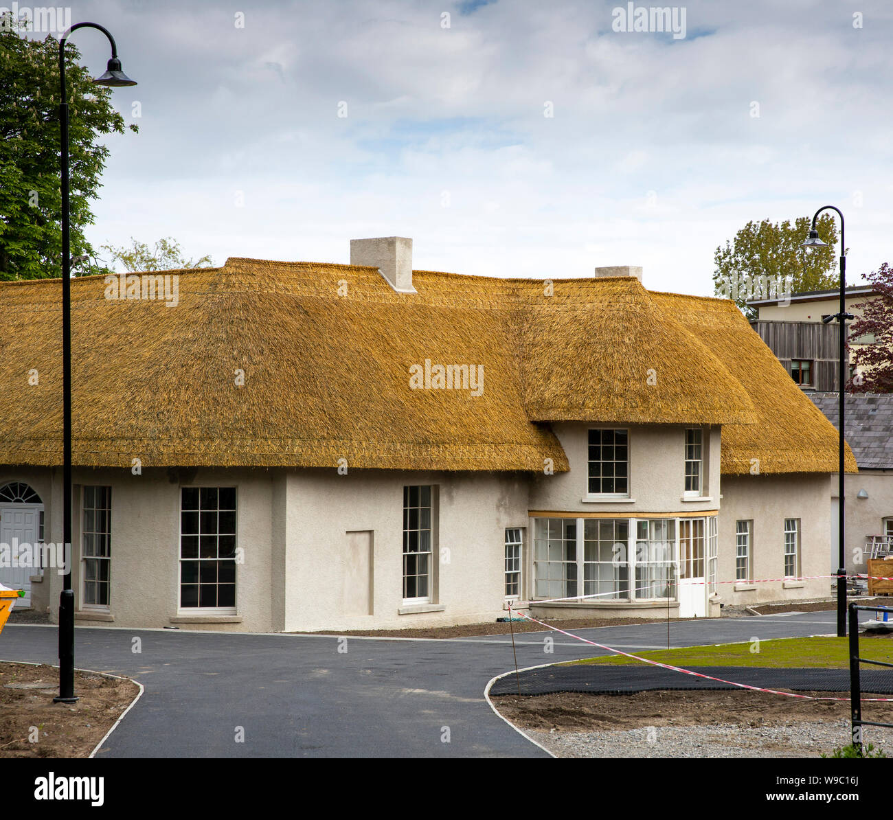 L'Irlande, Co Dublin, Dublin Road, Malahide, le Casino, nouvellement chaumière Orne, accueil à Fry Model Railway museum Banque D'Images