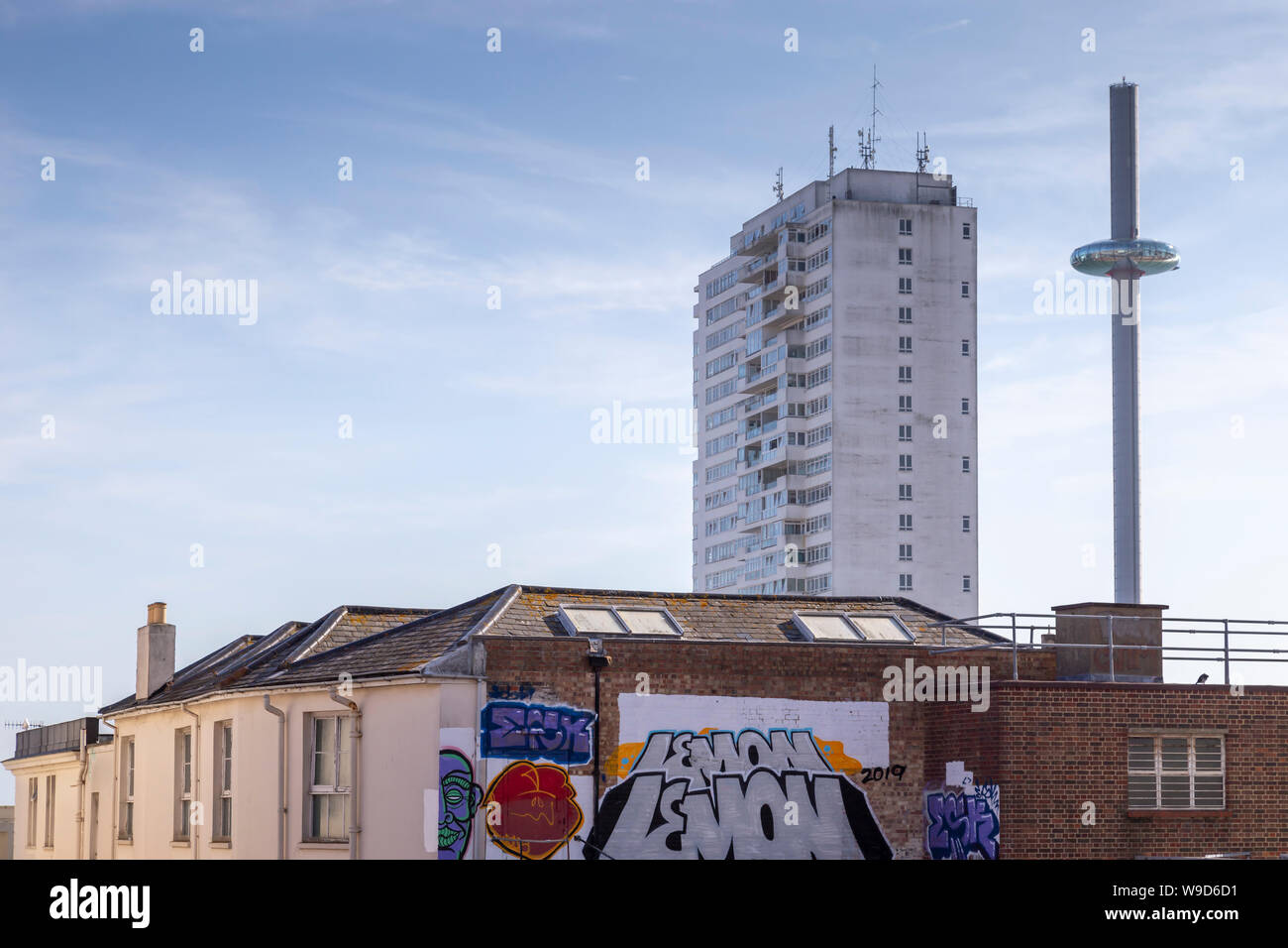 Vue de l'i360 du centre de Brighton et sussex avec graffiti heights Banque D'Images