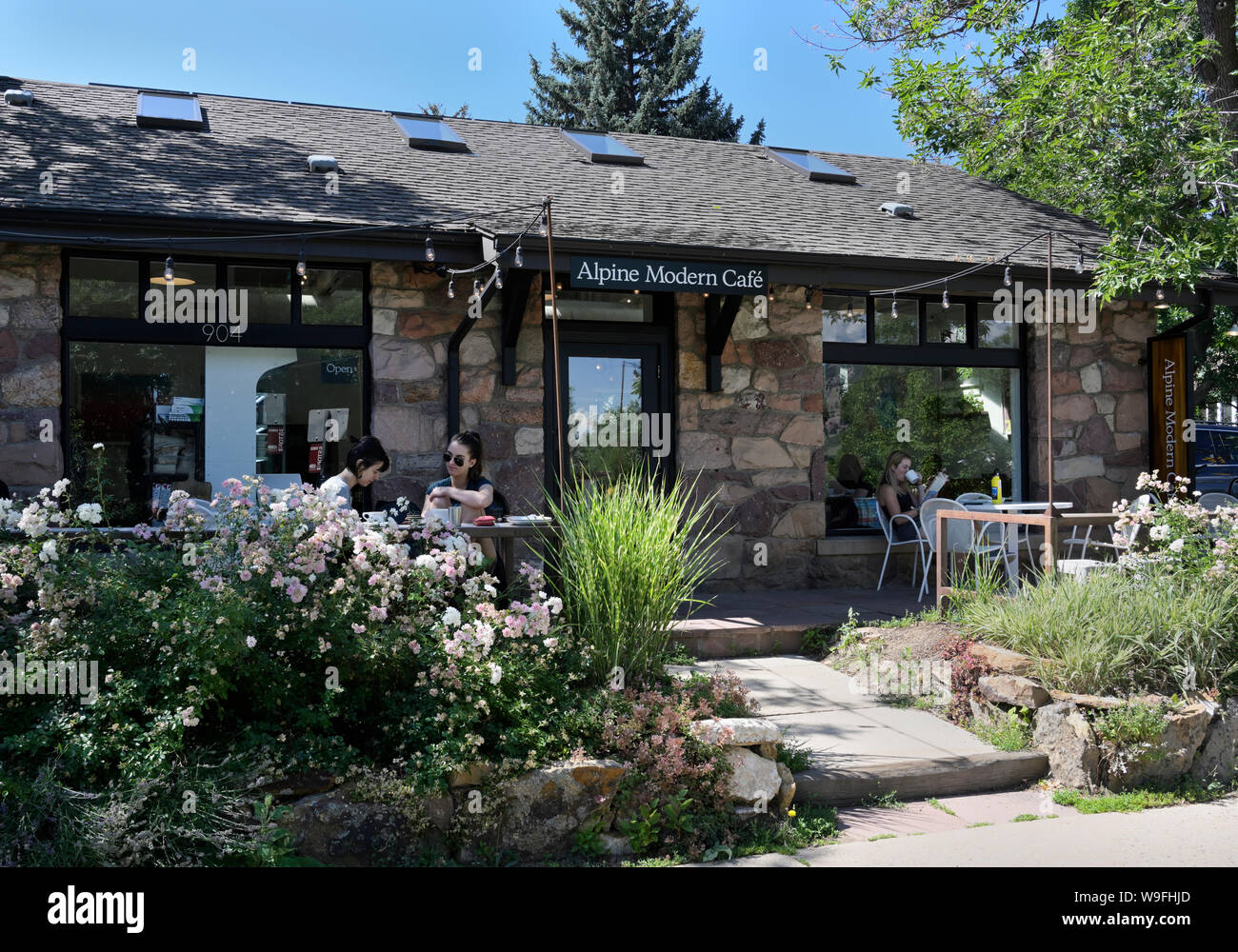 Coffee shop, Boulder, CO, café moderne alpin Banque D'Images