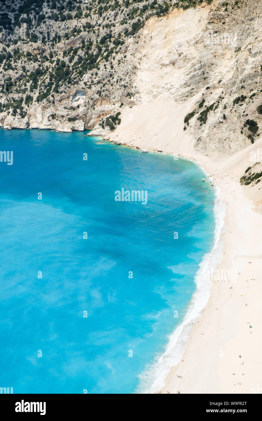 La mer Ionienne et la Plage de Myrtos à Kefalonia, Grèce. Banque D'Images