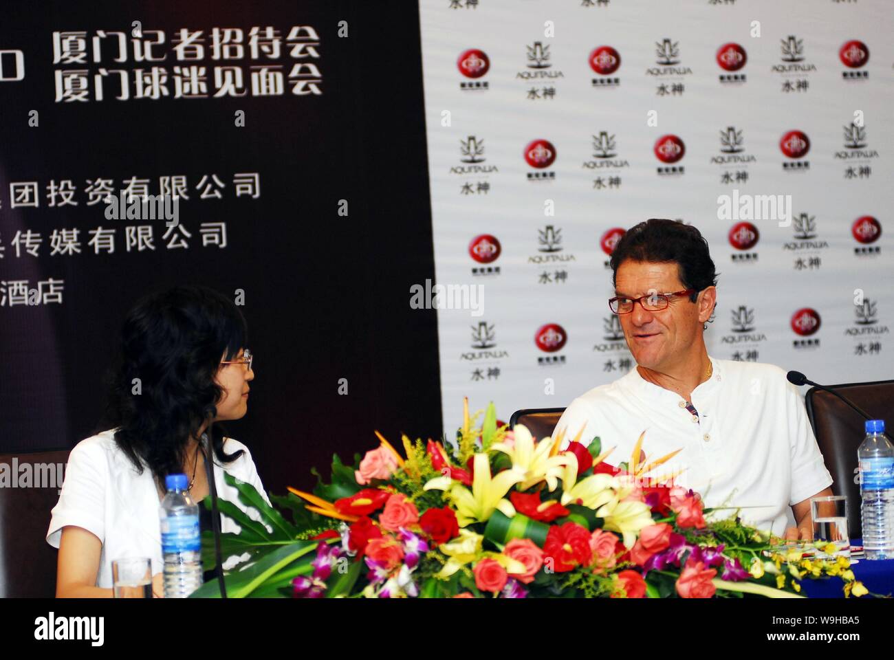 Real Madrid Football Club entraîneur en chef Fabio Capello au cours d'une réunion avec les fans de football chinois à Xiamen, Chine du sud-est de la province de Fujian 27 juin 200 Banque D'Images