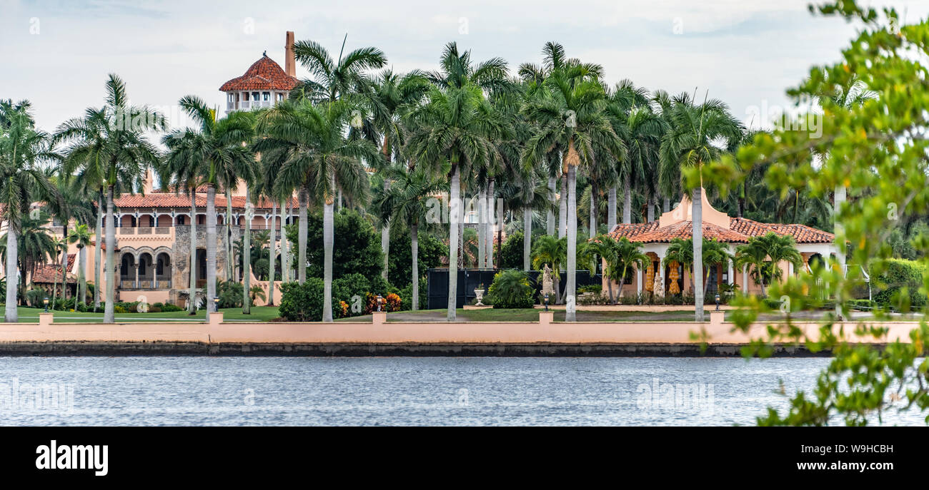Mar-a-Lago, le Palm Beach Oceanfront estate de président américain Donald Trump, du Lake Worth Lagoon (Chenal.) Banque D'Images