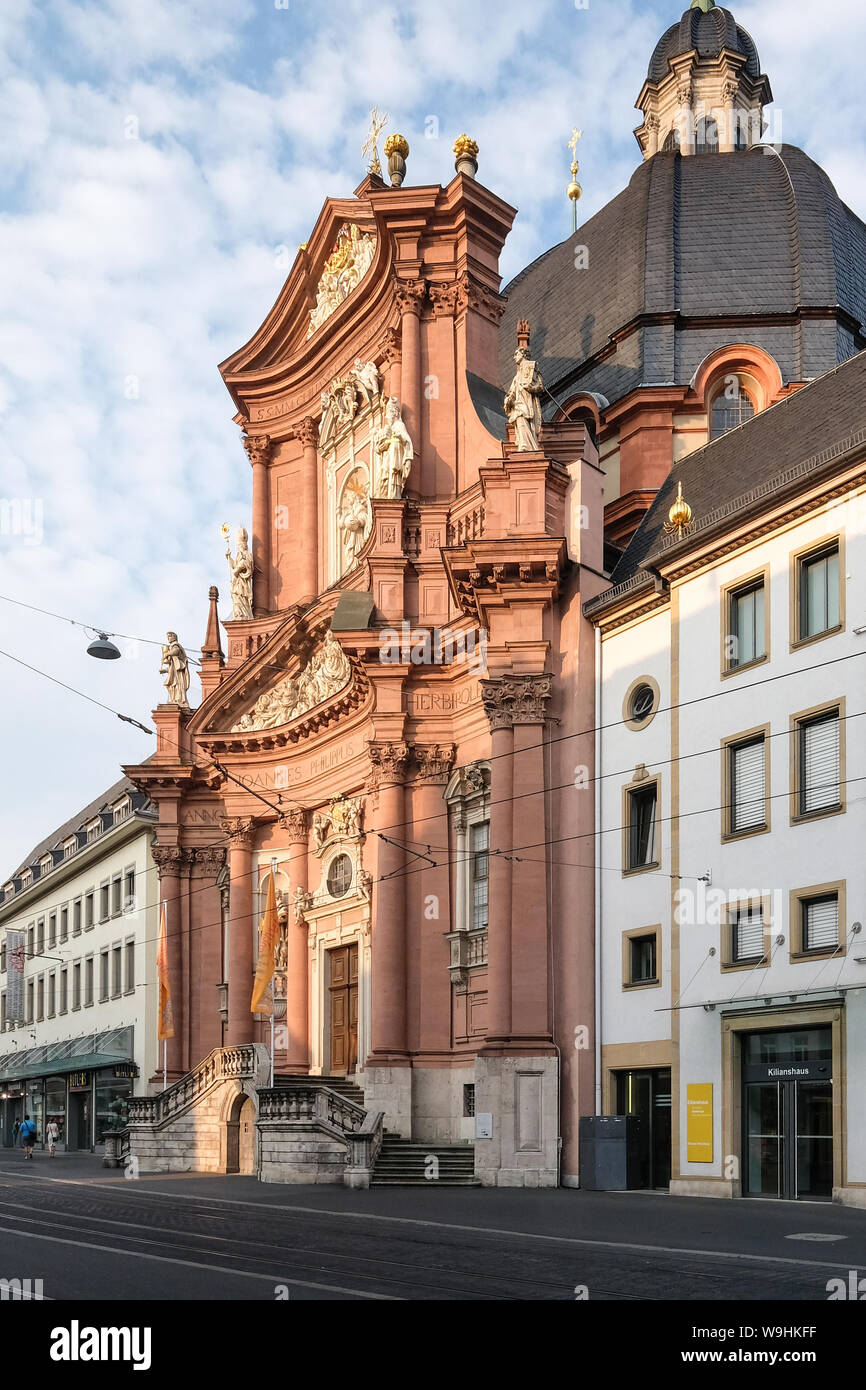 La façade de l'Neumünster, Würzburg Banque D'Images
