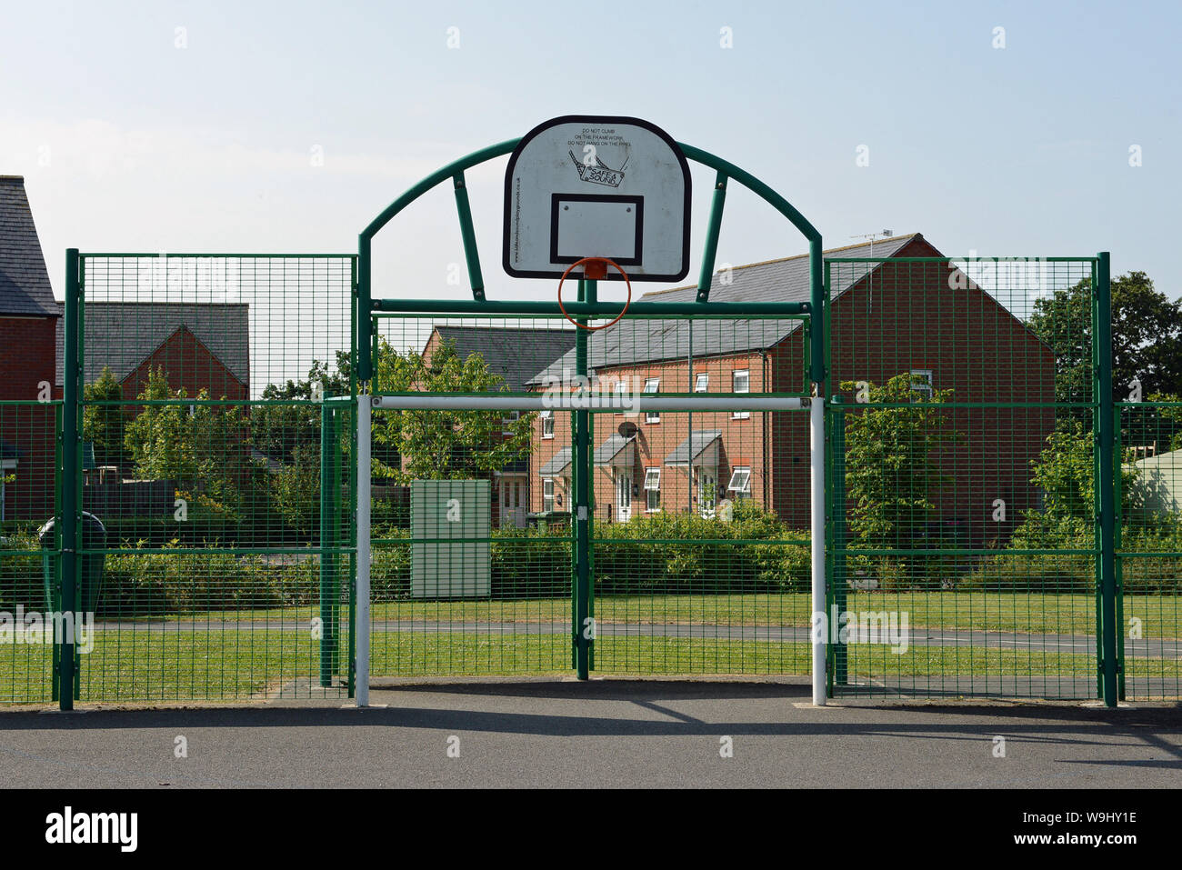 Bateman près jeux qui a été financé par le logement les promoteurs dans le cadre de l'accord pour construire des propriétés dans la région. Shobdon, Herefordshire. Banque D'Images