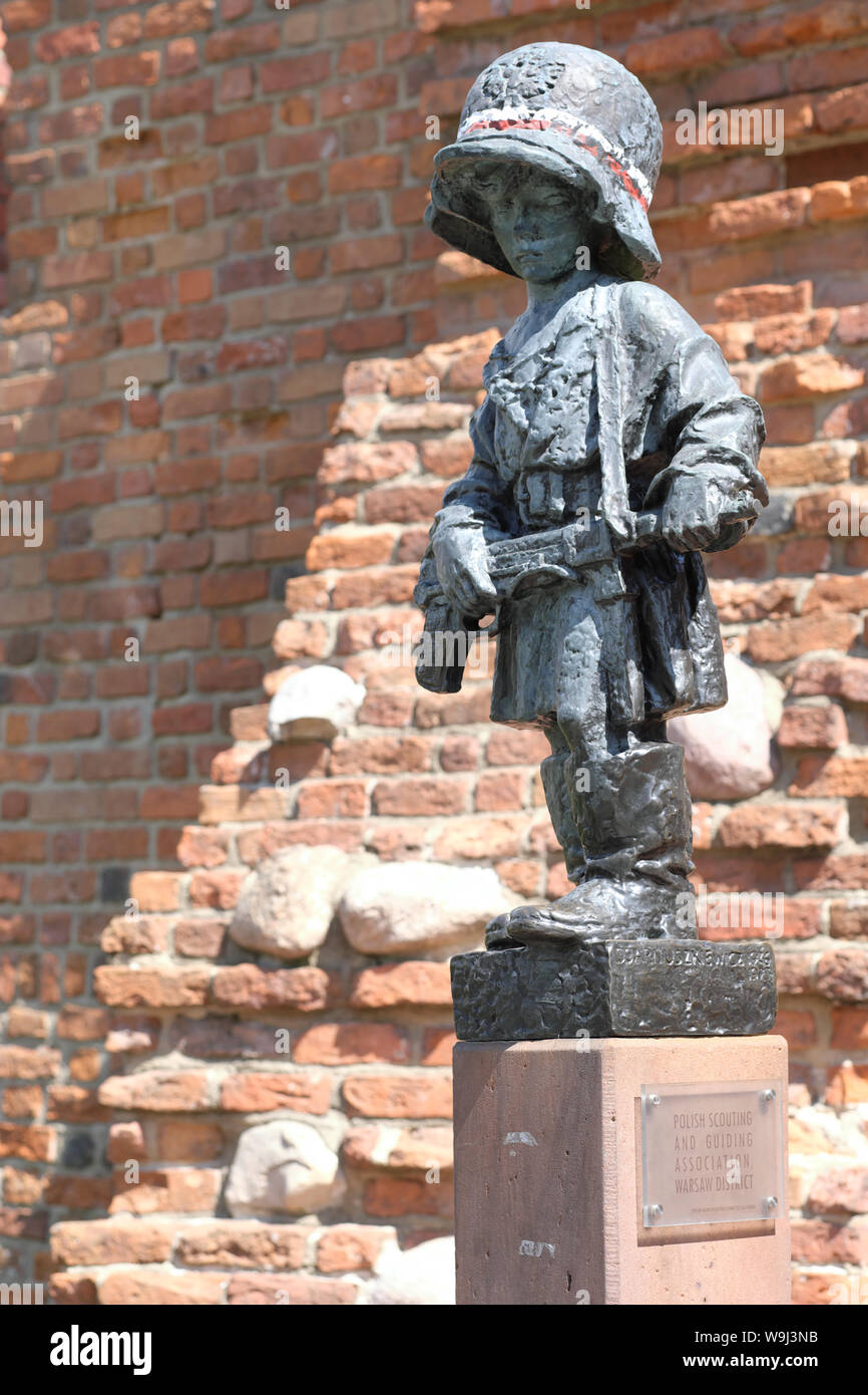 Pologne Varsovie insurgée statue du Petit en l'honneur des enfants-soldats qui ont appuyé l'Armée de l'intérieur au cours de l'Insurrection de Varsovie en août 1944 Banque D'Images