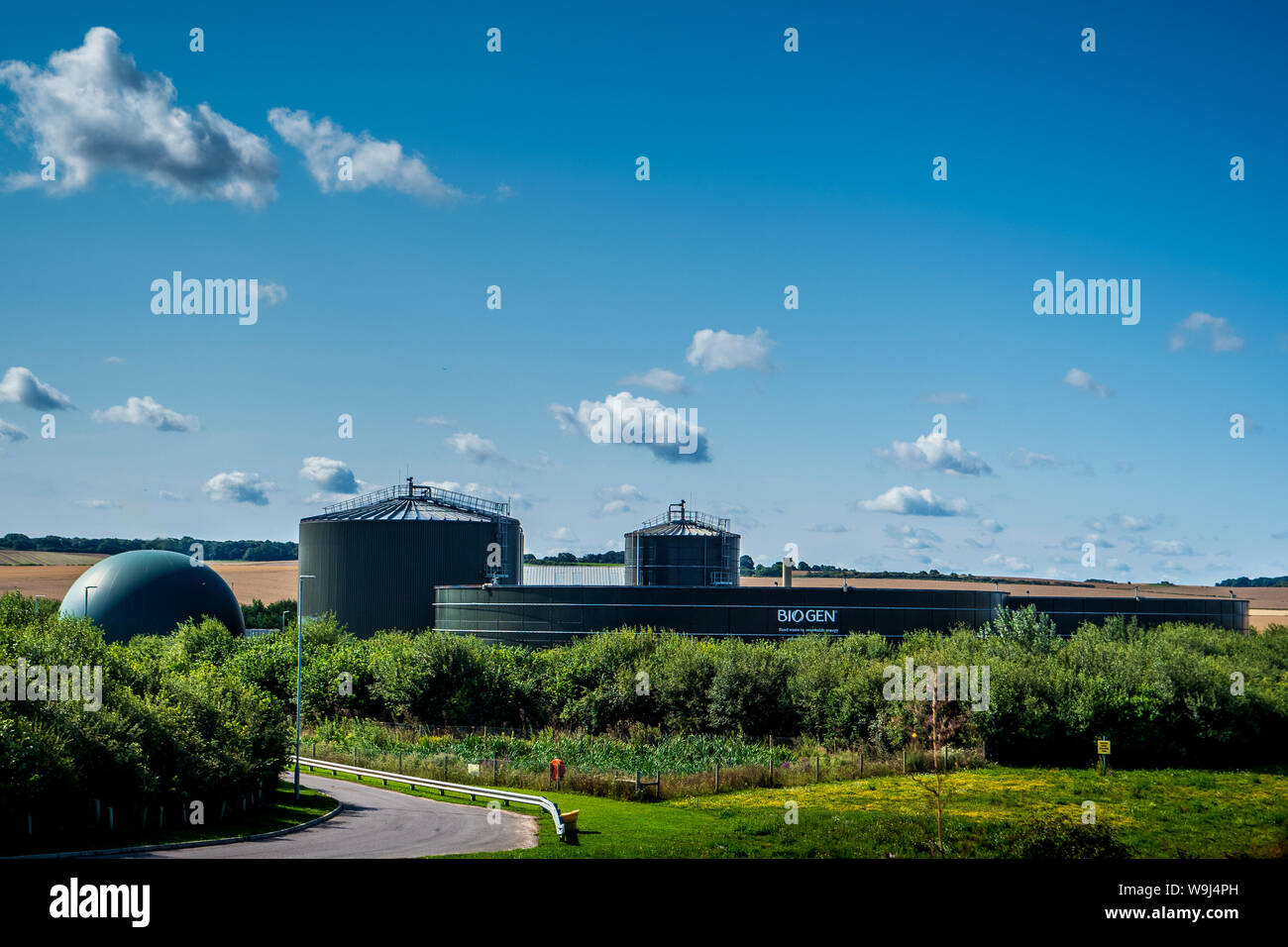 Usine de recyclage des déchets alimentaires Biogen, Baldock Herts. L'usine de digestion anaérobie traite 45 000 tonnes de déchets alimentaires/an générant 2,6 MW d'électricité verte Banque D'Images