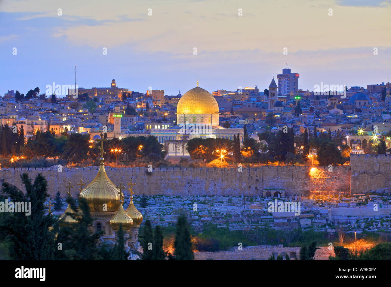 Vue sur Jérusalem, Site du patrimoine mondial de l'UNESCO, du Mont des Oliviers, Jérusalem, Israël, Moyen Orient Banque D'Images