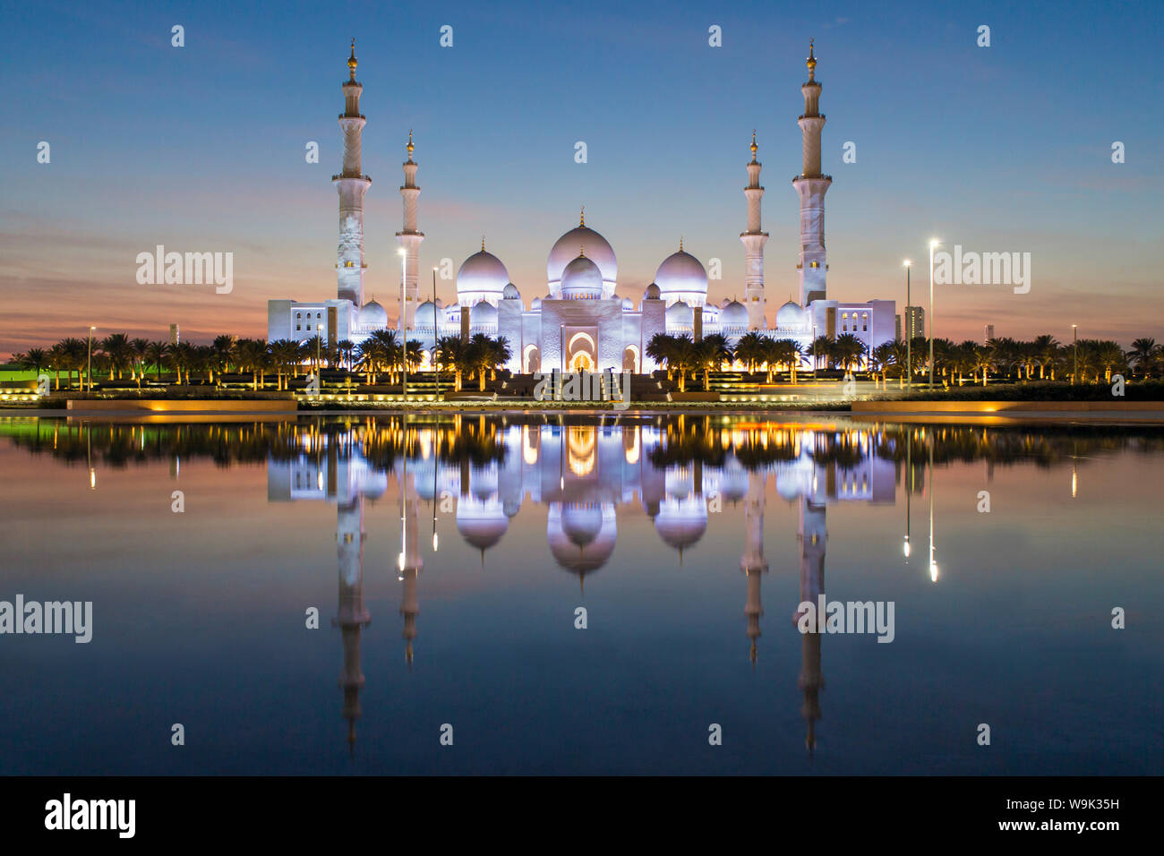Mosquée Sheikh Zayed Bin Sultan Al Nahyan, Abu Dhabi, Émirats arabes unis, Moyen Orient Banque D'Images