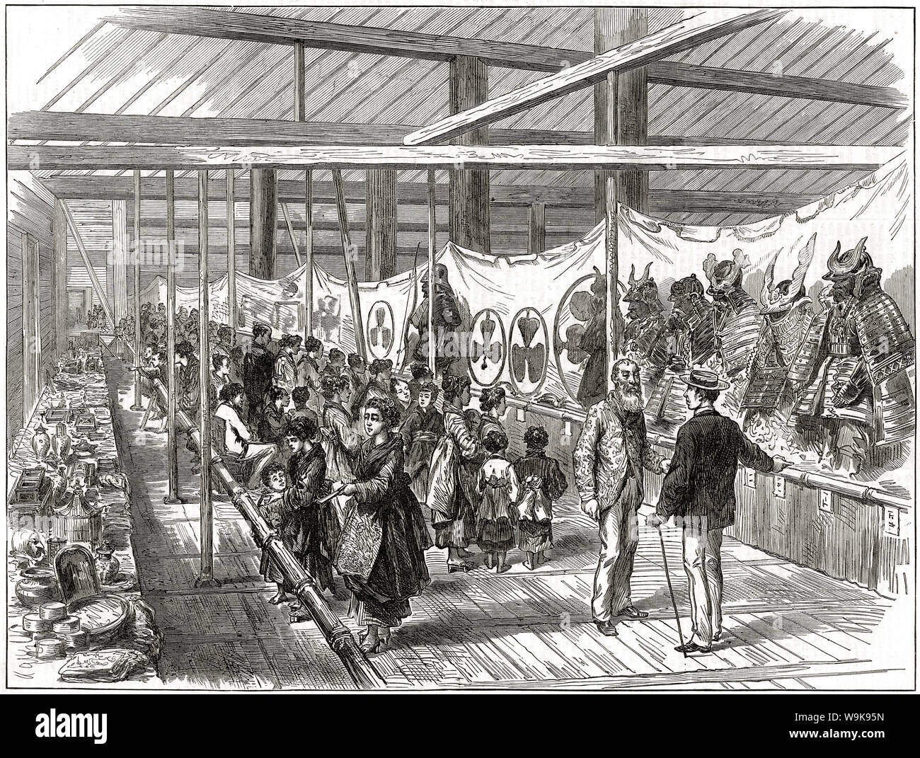 [ 1870 - Japon ] - Première exposition Kyoto Kyoto Première Exposition (第1回京都博覧会) filles de l'École de samouraï armor à admirer l'Exposition des Arts et Manufactures à Kyoto, mieux connu sous le nom de l'Exposition de Kyoto. L'exposition a eu lieu du 10 mars au 30 mai 1872 (5) à Meiji temples bouddhistes et a attiré un grand nombre de visiteurs étrangers, qui jusqu'alors n'avaient généralement pas été autorisé à entrer dans le Protocole de Kyoto. L'exposition a eu lieu presque chaque année jusqu'en 1928 (Showa 3). Publié dans l'Illustrated London News le 19 octobre 1872 (5) l'ère Meiji. 19e siècle vintage illustration de journal. Banque D'Images