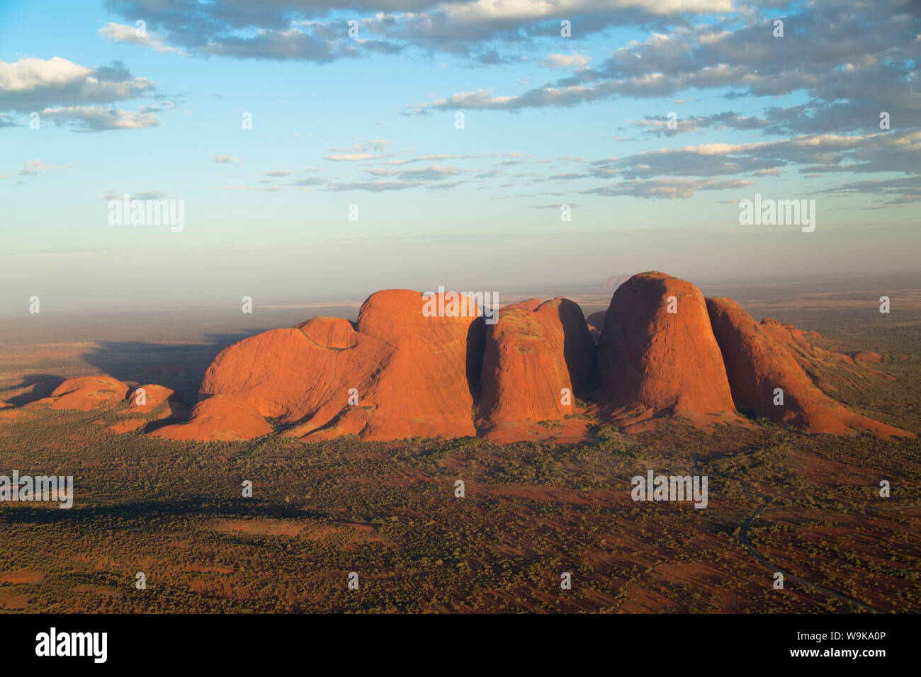 Kata Tjuta (les Olgas), site du patrimoine mondial de l'UNESCO, le Parc National d'Uluru-Kata Tjuta, Territoire du Nord, Australie, Pacifique Banque D'Images