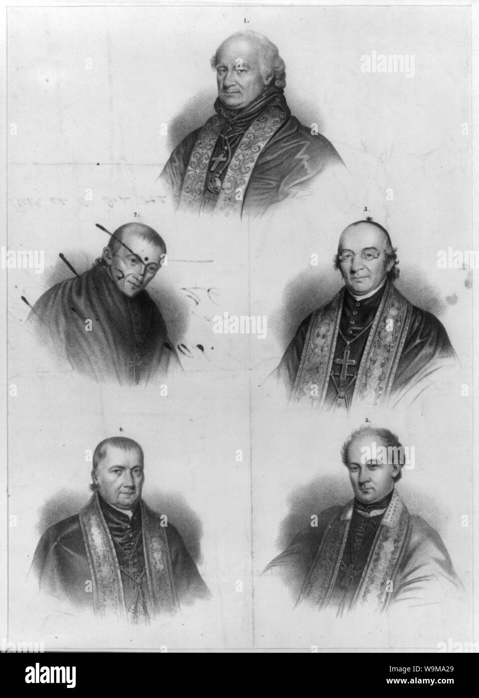 Les archevêques de Baltimore, cinq portraits-et-épaule Résumé : Imprimer en haut montre centre, 1. Mgr John Carroll, premier archevêque de Baltimore ; milieu gauche, 2. Mgr Leonard Neale 2d'Archevêque de Baltimore ; milieu droit, 3. Mgr Ambrose Marechal 3d'Archevêque de Baltimore ; en bas à gauche, 4. Mgr James Whitfield 4e archevêque de Baltimore ; en bas à droite, 5. Plus le Révérend Samuel Eccleston 5e archevêque de Baltimore. Banque D'Images