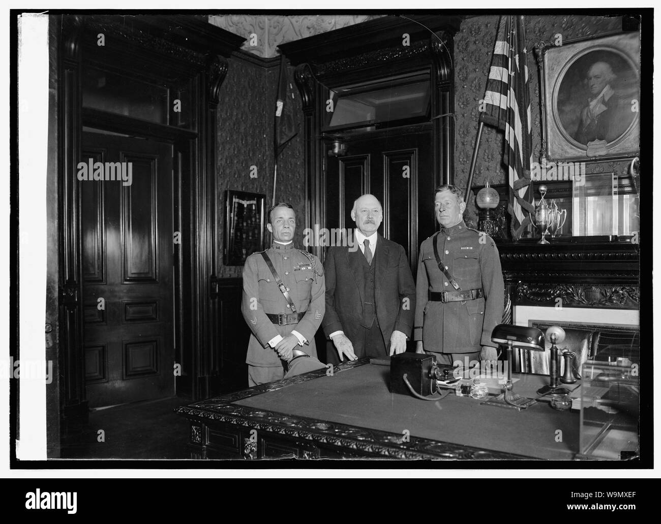 Ass't. Sec. Roosevelt marine, Sec. Semaines, ass't. Sec. de guerre Davis[], 9/12/24 Banque D'Images