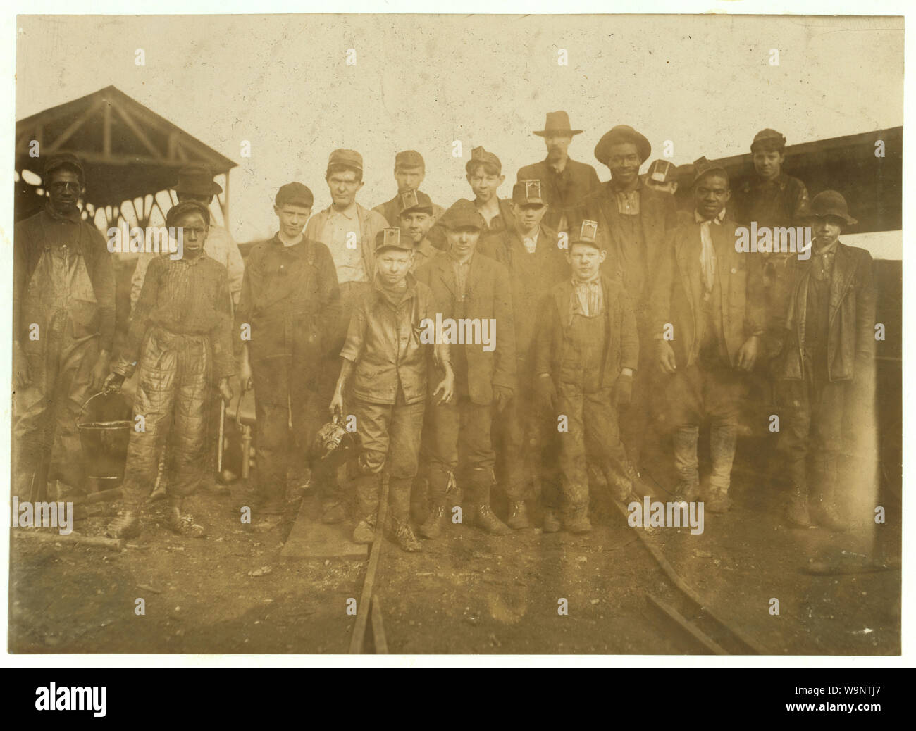 Les employés des mines de Bessie] Résumé : des photographies sur les dossiers de la Commission nationale sur le travail des enfants (États-Unis) Banque D'Images