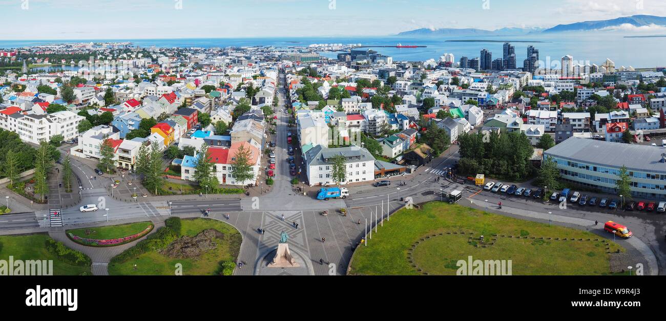 Vue sur la ville, vue de Hallgrimskirkja, Vue Panoramique, Reykjavik, Islande Banque D'Images