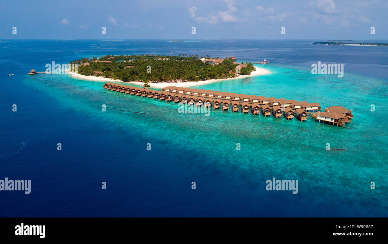 Maldive Île de Filaidhoo, bungalows sur pilotis, Raa Atoll, Maldives, océan Indien, Asie, Filaidhoo Banque D'Images