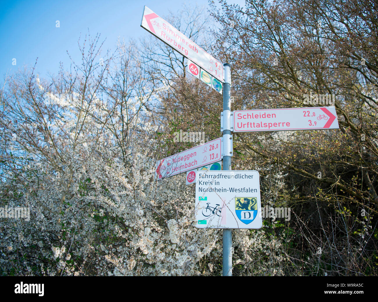 Bike friendly district, Parc National de l'Eifel, Nordrhein-Westfalen, Germany, Europe Banque D'Images