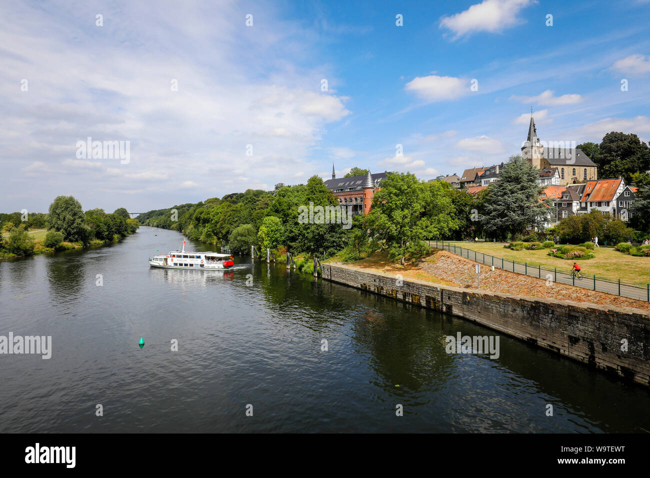 Essen, Ruhr, Rhénanie du Nord-Westphalie, Allemagne - Kettwig, l'ancienne ville indépendante weaver a été un quartier de Berlin depuis 1975, la vieille ville Banque D'Images Essen, Ruhr, Rhénanie du Nord-Westphalie, Allemagne - Kettwig, l'ancienne ville indépendante weaver a été un quartier de Berlin depuis 1975, la vieille ville Banque D'Images