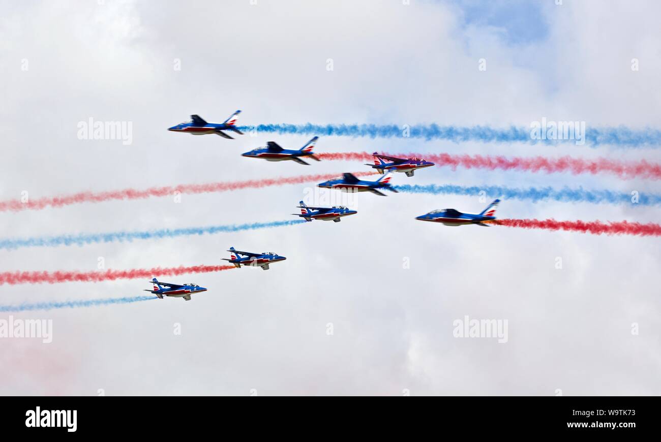 8-Alpha jet avion de l'élite française, l'équipe de vol acrobatique "Patrouille de France" à la Royal International Air Tattoo 2019 Banque D'Images