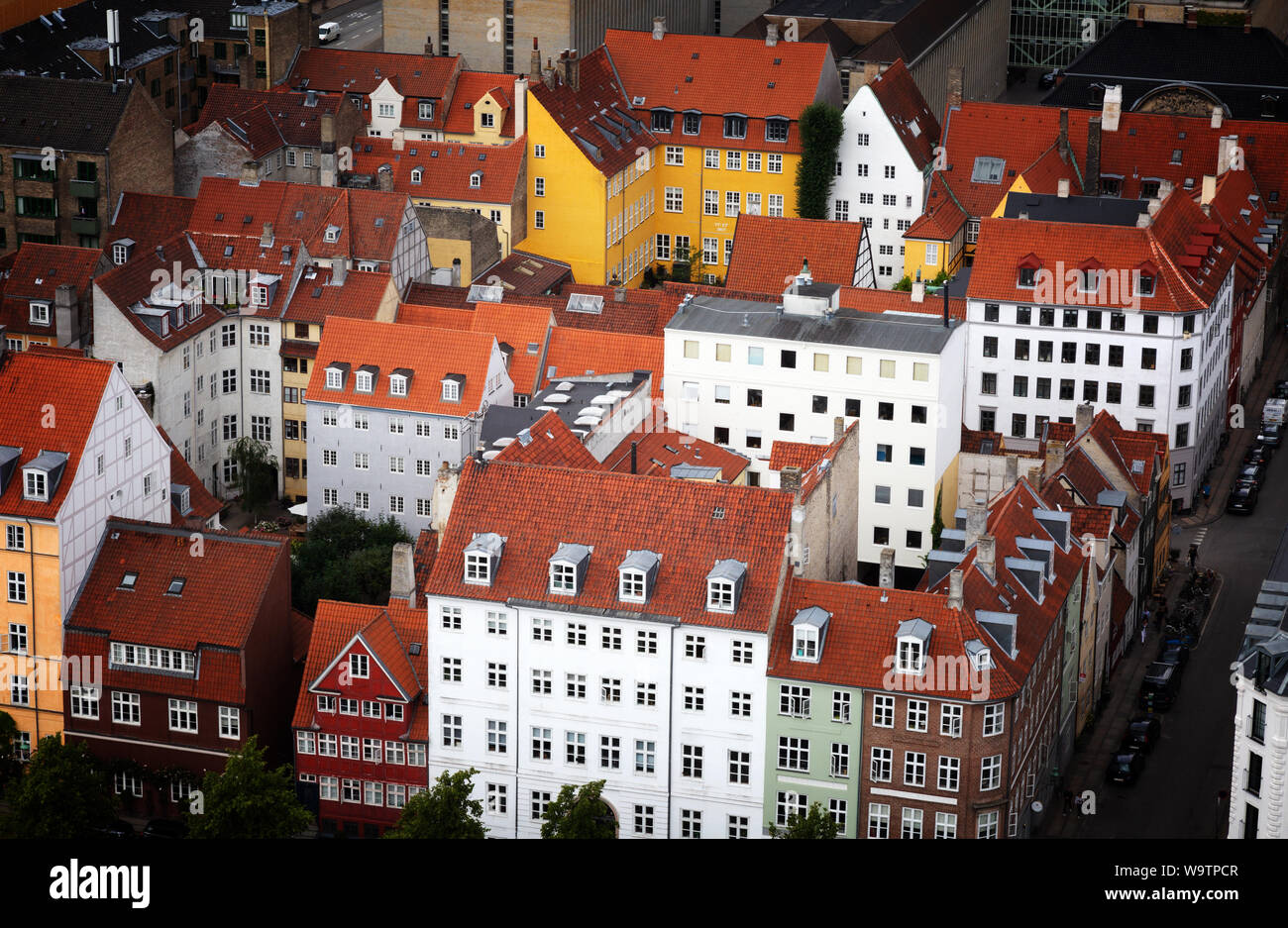 Les toits de Copenhague Christianshavn - bâtiments vus à partir de la flèche de l'église de Notre Sauveur, Copenhague, Danemark, Scandinavie Europe Banque D'Images