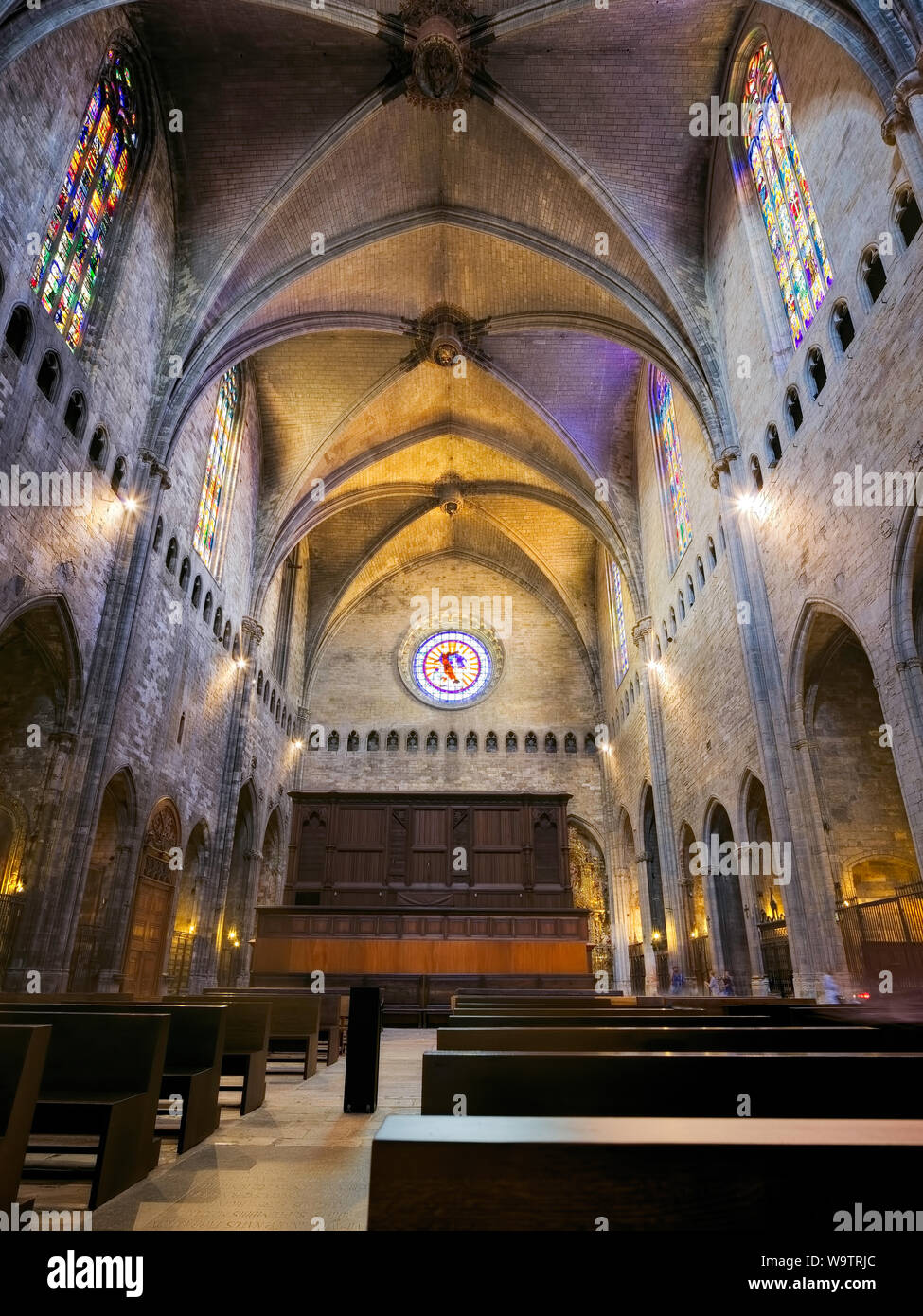 Le très grand organe autonome dans le centre de la cathédrale de Gérone Banque D'Images