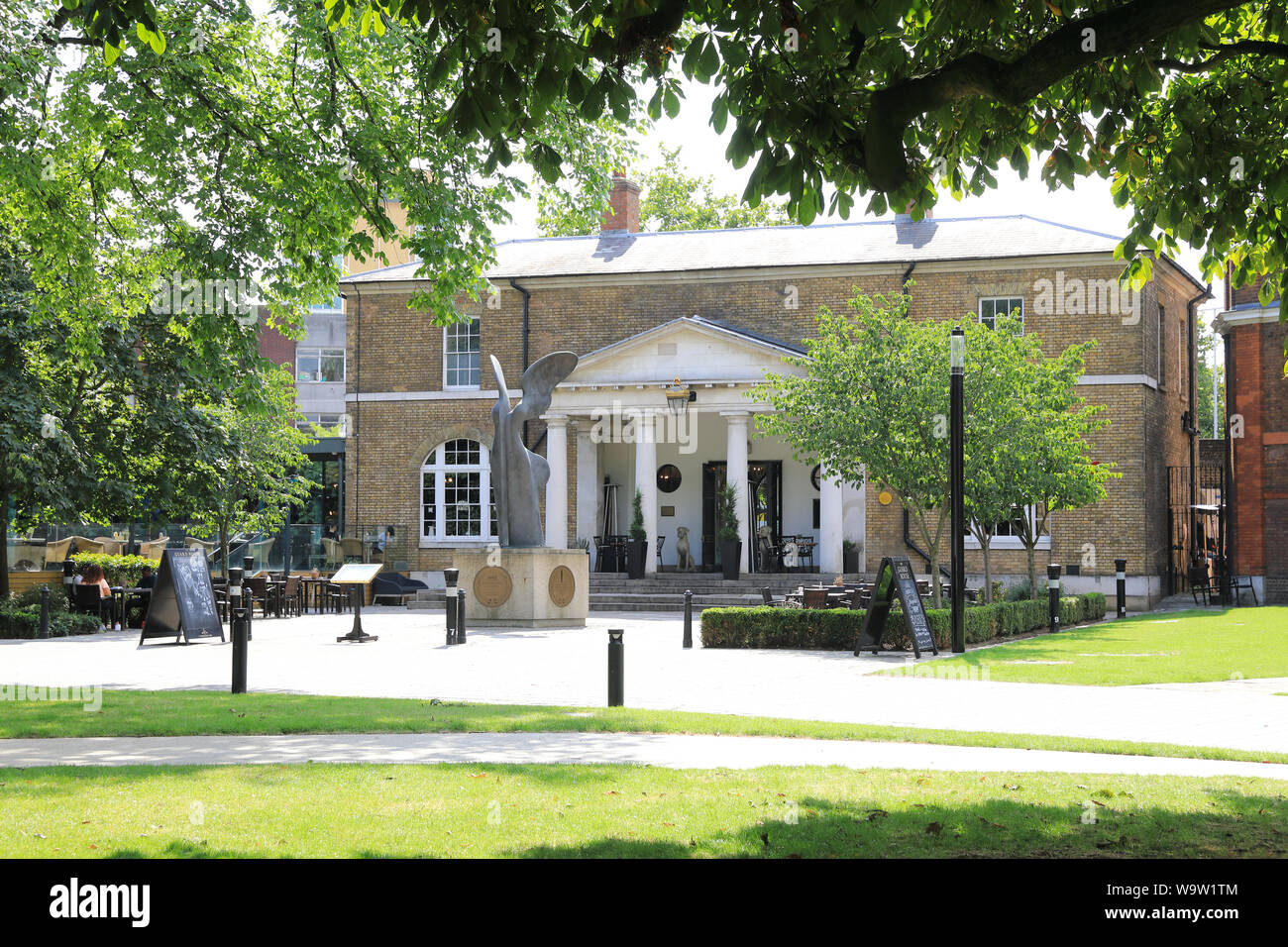 Le poste de garde, Woolwich's village central pub & restaurant, sur place, en ligne directe de l'Arsenal Royal, SE England, UK Banque D'Images