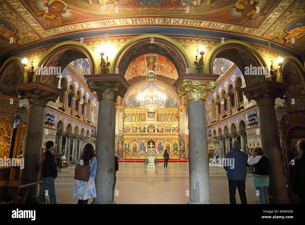 Intérieur de la cathédrale Holy Trinity, siège de l'archevêque orthodoxe roumain & Metropolitan de Transylvanie, à Sibiu, Roumanie, Europe de l'Est Banque D'Images