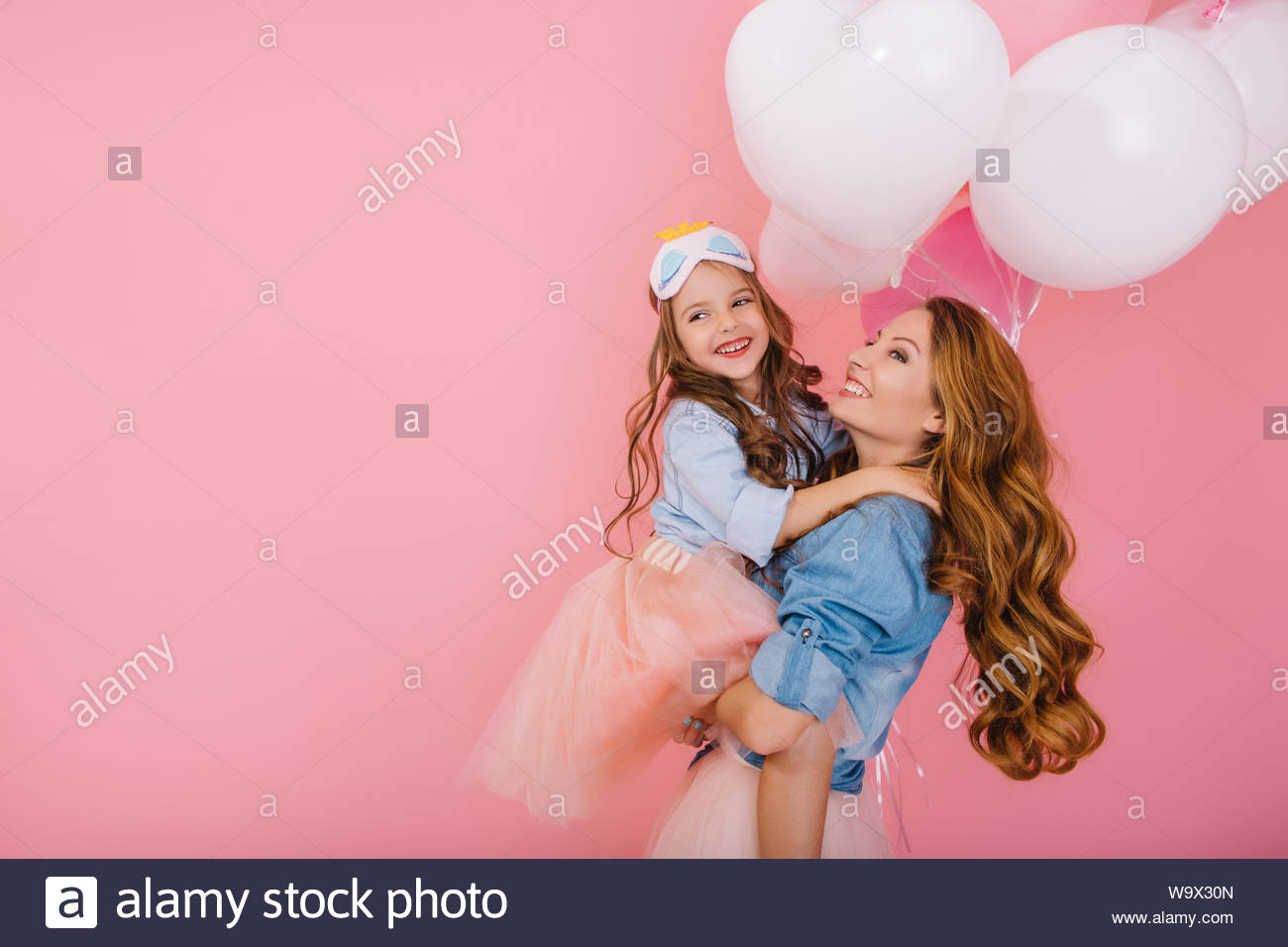 Joyeux Anniversaire Maman Banque D Image Et Photos Alamy Joyeux Anniversaire Maman Banque D Image Et Photos Alamy