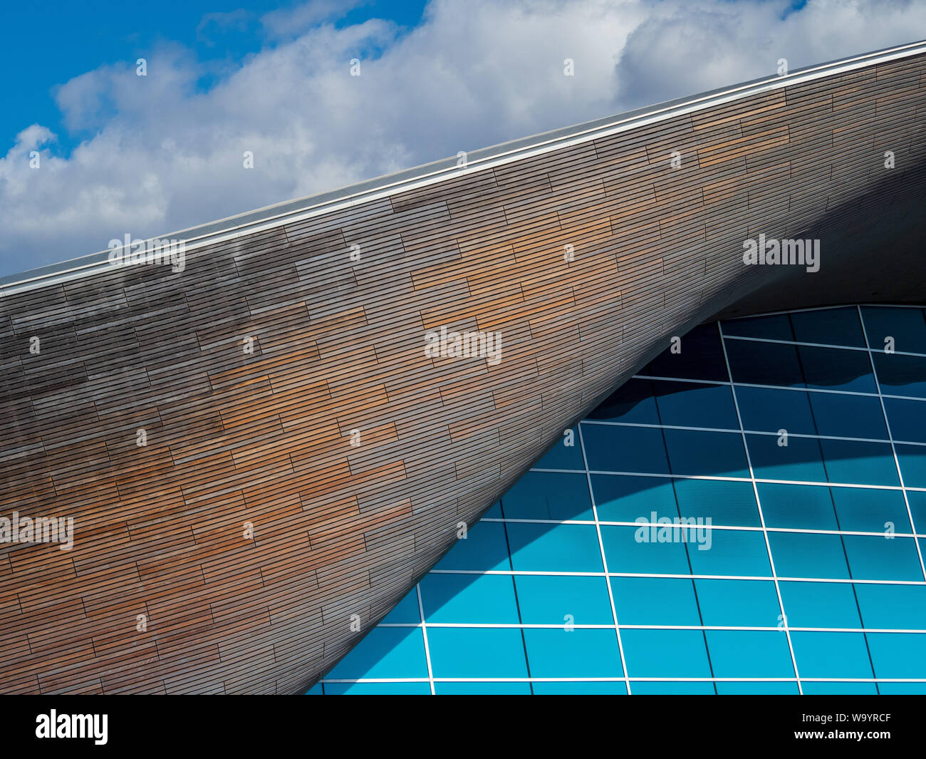 Centre aquatique de Londres - détails de conception de piscines pour les Jeux Olympiques Jeux Olympiques 2012 - Design Zaha Hadid Architects. Compl. 2011, coûte £269 millions. Banque D'Images