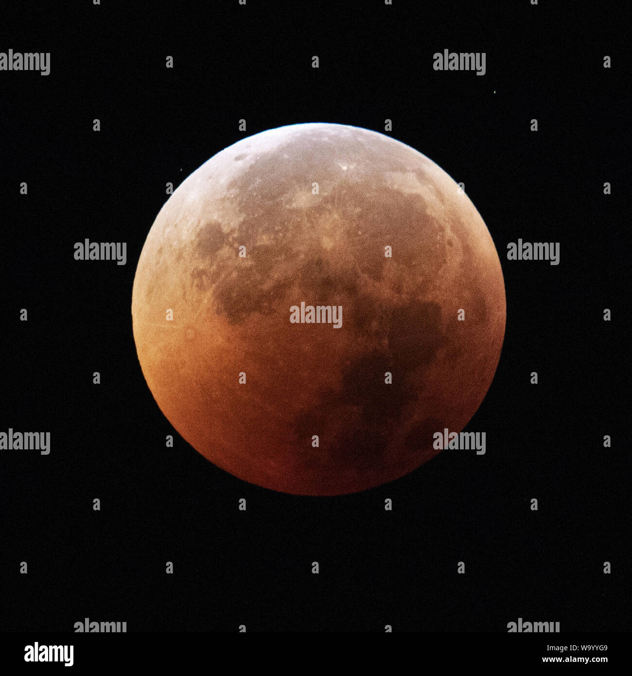 Éclipse totale de la lune Banque D'Images