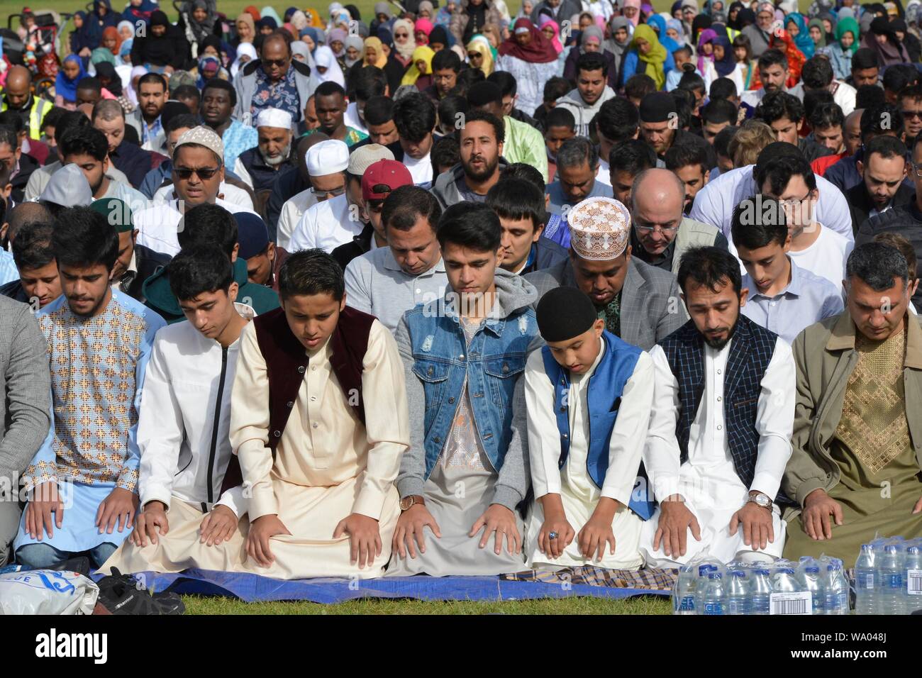 Dans le parc de l'Eid (Aïd al-Adha) Preston Park, Brighton. Prières à l'air libre pour la première fois dans la ville. Photo:Terry Applin Banque D'Images