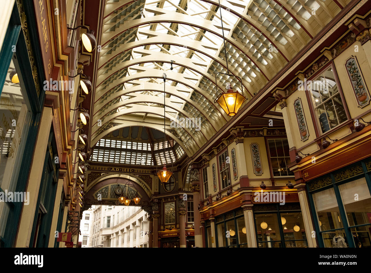 Leadenhall Market, Londres UK - marché victorien avec des ferronneries, près de Ville de London Financial District Banque D'Images