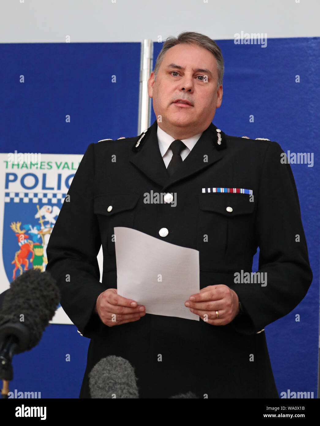 Chef de l'agent John Campbell parle aux médias lors d'une conférence de presse sur la mort d'Andrew Harper Pc à Thames Valley Police Training Center à Sulhamstead, Berkshire. Harper, 28 pc, était tué en répondant à un cambriolage le jeudi soir. Banque D'Images