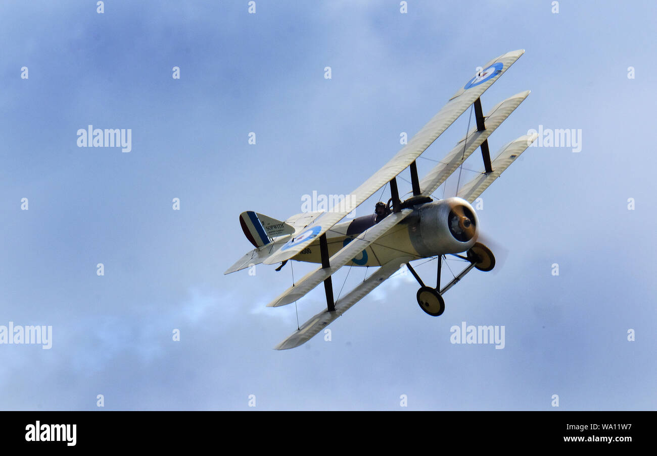Le Sopwith Triplane était un avion de chasse monoplace conçu et fabriqué par le Sopwith Aviation Company pendant la Première Guerre mondiale. Banque D'Images