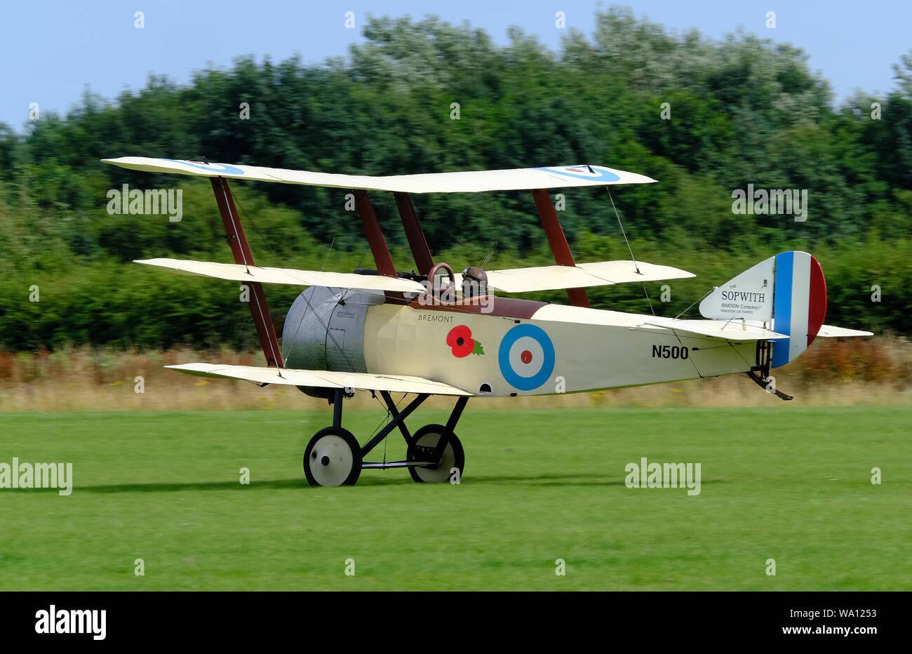 Le Sopwith Triplane était un avion de chasse monoplace conçu et fabriqué par le Sopwith Aviation Company pendant la Première Guerre mondiale. Banque D'Images