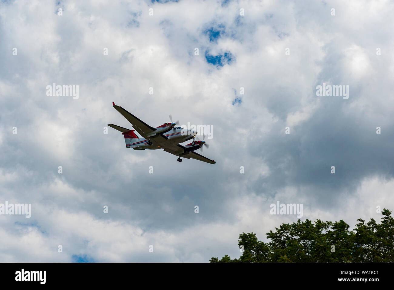 Beechcraft Super King Air 200 à l'atterrissage à Lexington Kentucky Bluegrass Airport de Lexington (USA) Banque D'Images