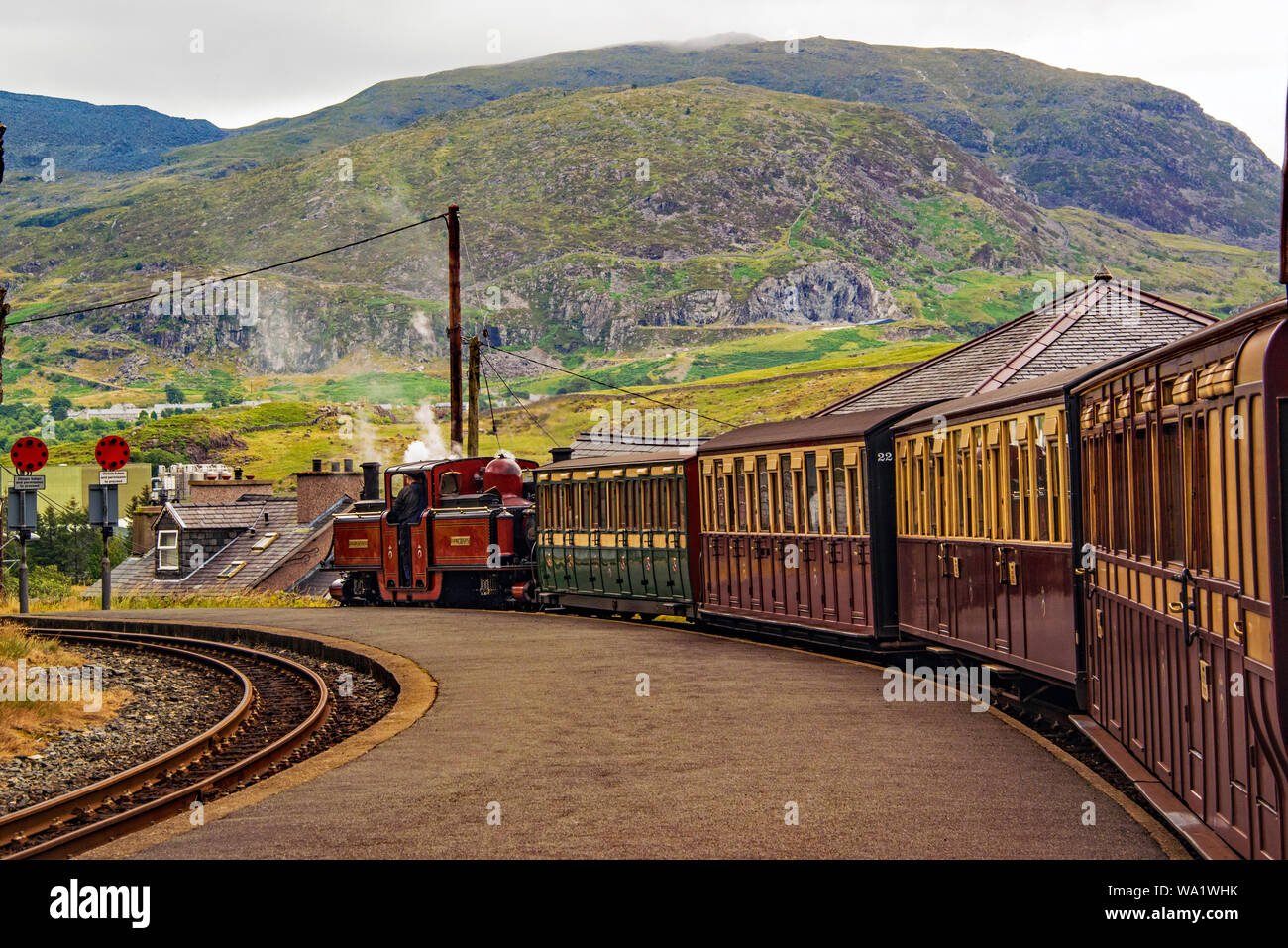 Ffestiniog narrow gauge steam train. Banque D'Images