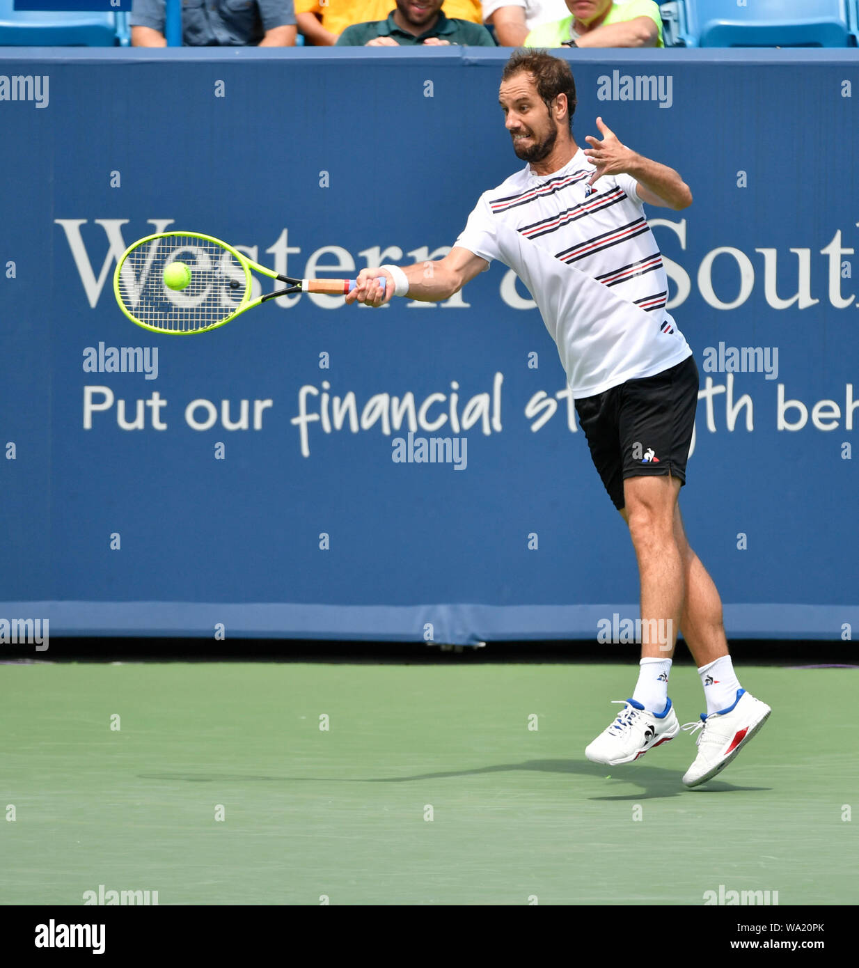 Richard Gasquet joue contre Roberto Bautista Agut à l'Ouest et le Sud de l'ouvrir en cours de lecture le 16 août 2019 au Lindner Family Tennis Center à Mason, en Ohio. Ã'Â Tennisclix/Billman©Leslie Banque D'Images