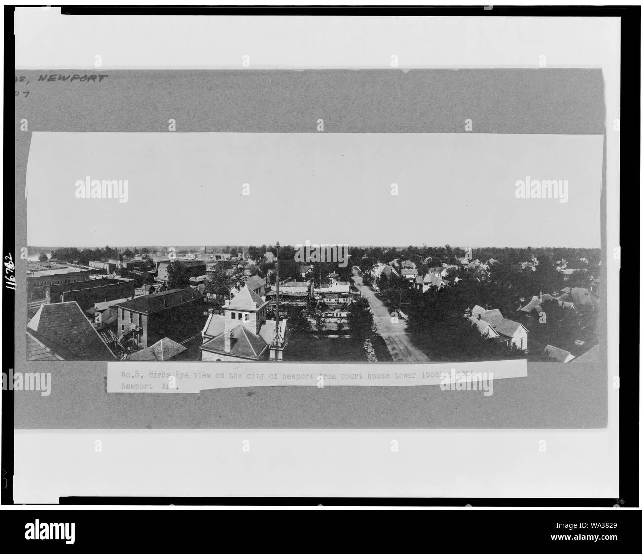 Vue d'ensemble de la ville de Newport de court house tower à east Newport, arche. Banque D'Images