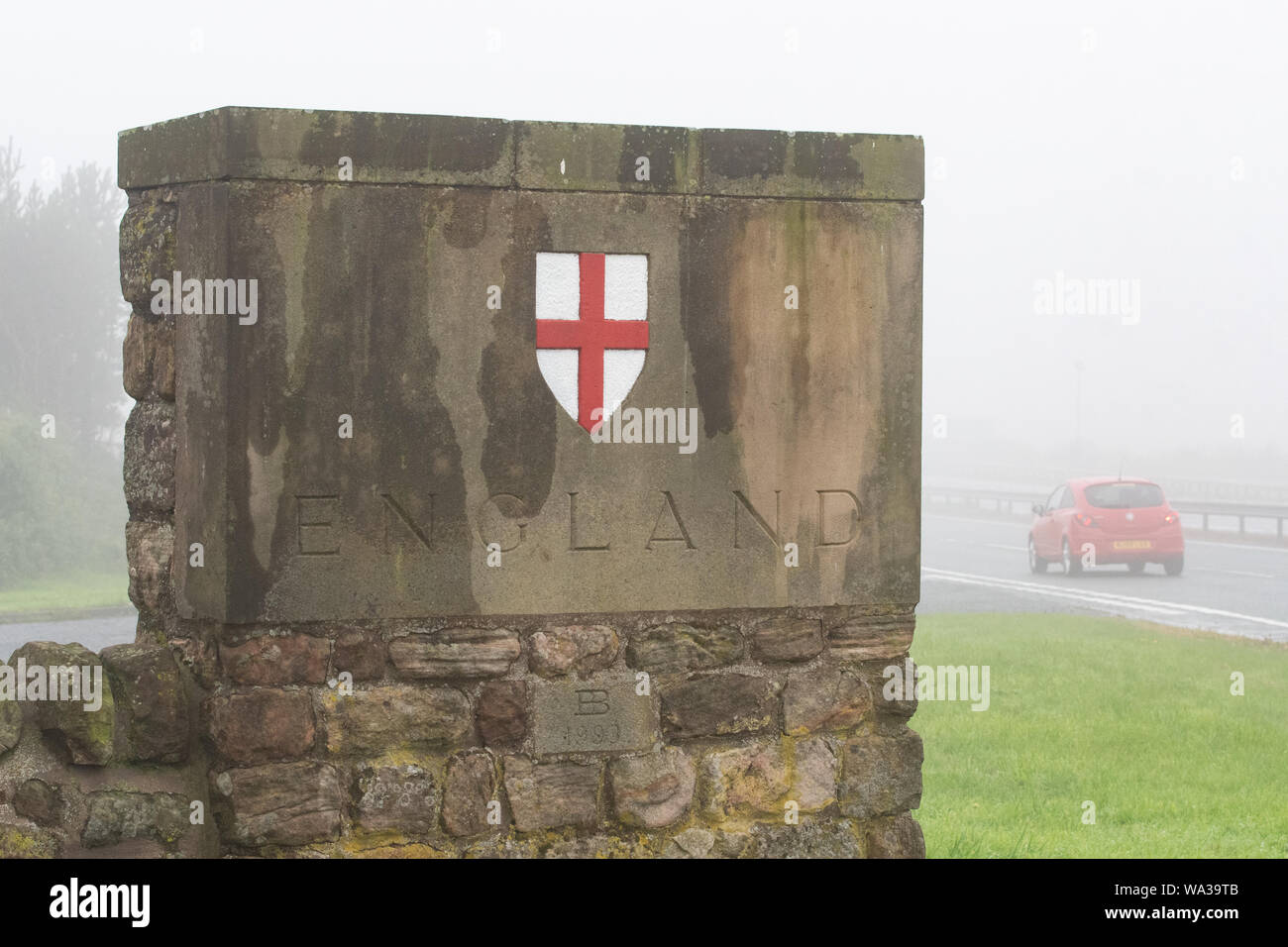 Angleterre Écosse Angleterre Ecosse de frontière entrant sur A1 près de Berwick, UK Banque D'Images