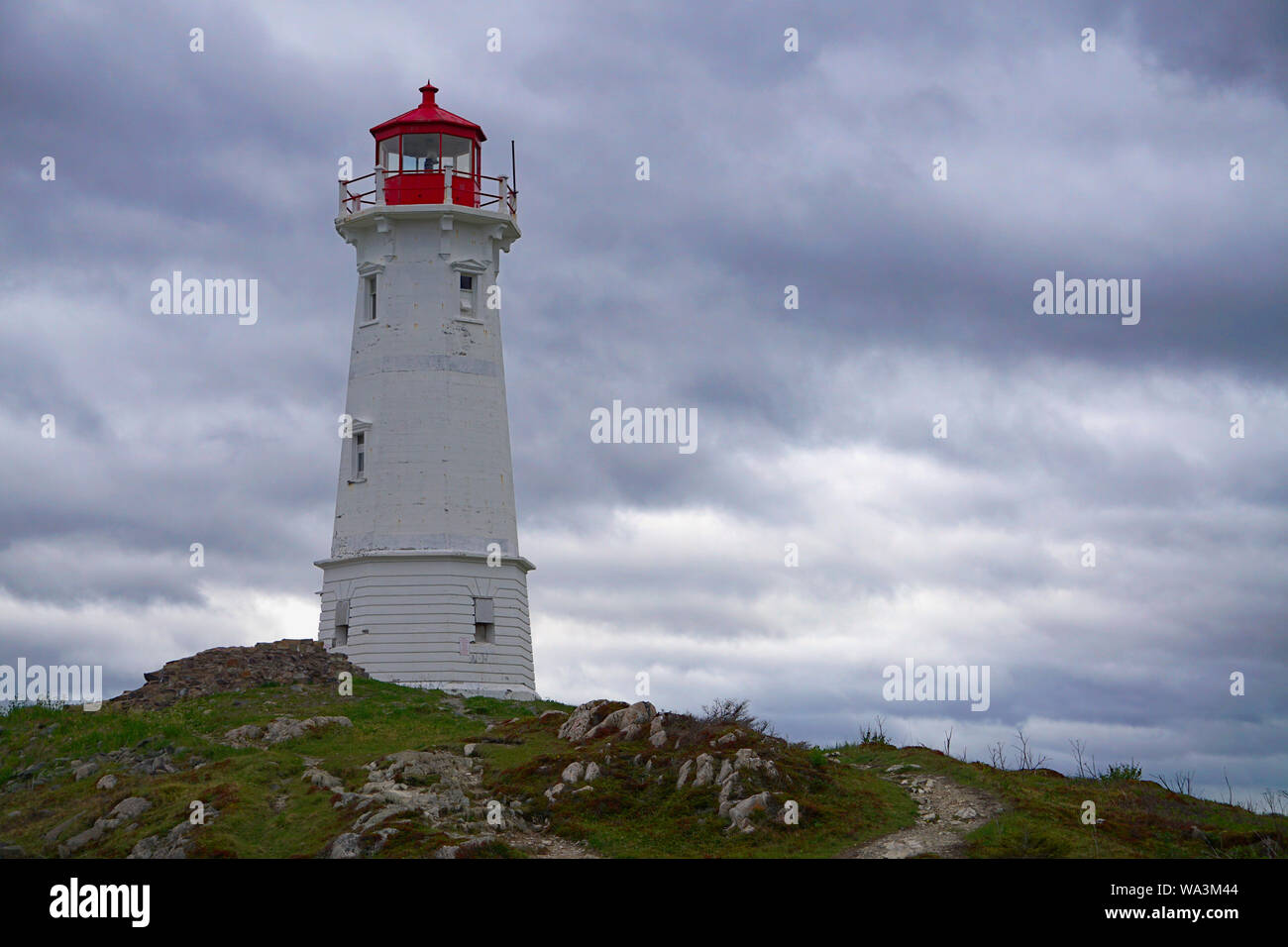 Phare de Louisbourg en Nouvelle-Écosse sur un jour de tempête Banque D'Images