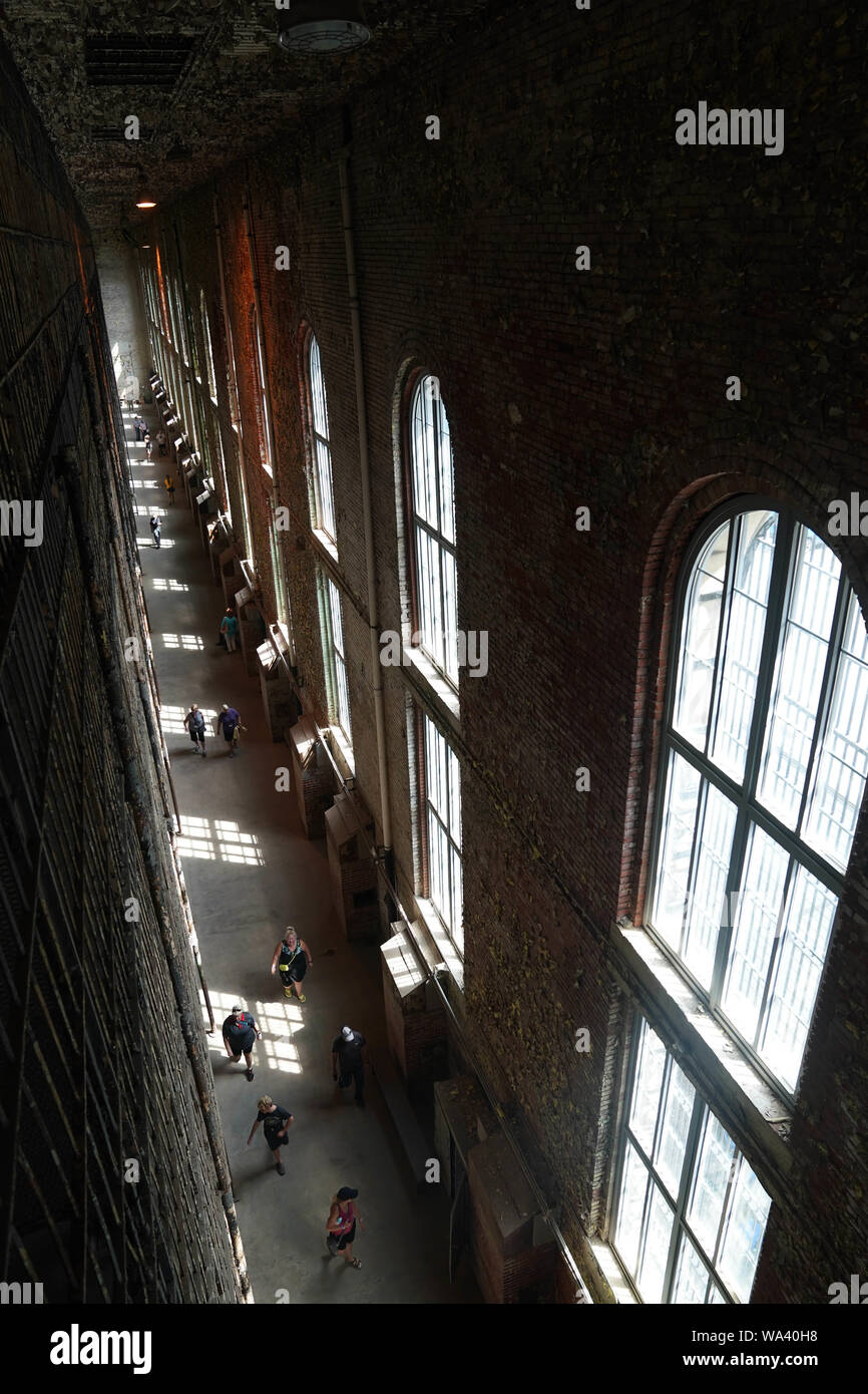 (190817) -- Mansfield, 17 août 2019 (Xinhua) -- l'ancienne visite touristique de redressement de l'état de l'Ohio où 'The Shawshank Redemption' a été tourné dans la ville de Mansfield, Ohio, États-Unis, 16 août 2019. Les événements ont eu lieu dans la région de Mansfield pour célébrer le 25e anniversaire de la projection du film "les évadés". (Xinhua/Liu Jie) Banque D'Images