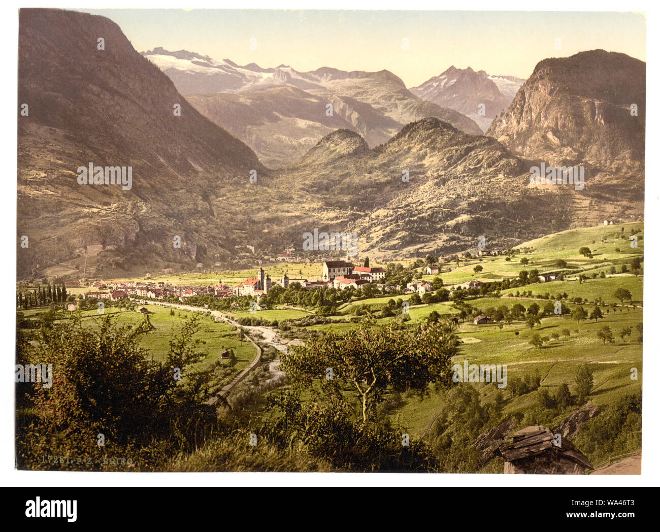 Brieg, Valais, Alpes, Suisse ; fait partie de : Vues de la Suisse à l'Photochrom collection imprimée. ; titre de la Detroit Publishing Co., catalogue J-section étrangère, Detroit, Michigan : Detroit Publishing Company, 1905 ; n° d'impression. 17281. Banque D'Images
