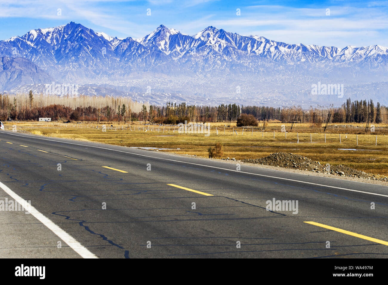 Paysages de montagne tianshan du Xinjiang Banque D'Images