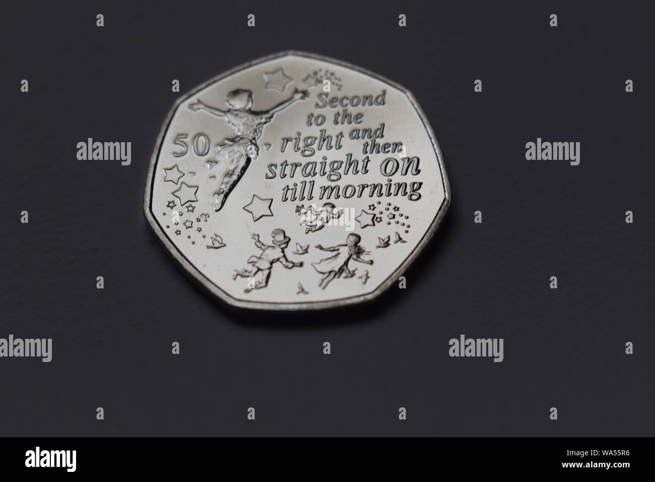 Célèbre ses 90 ans de Peter Pan et de l'hôpital Great Ormond Street Peter Pan Cinquante Pence. Banque D'Images