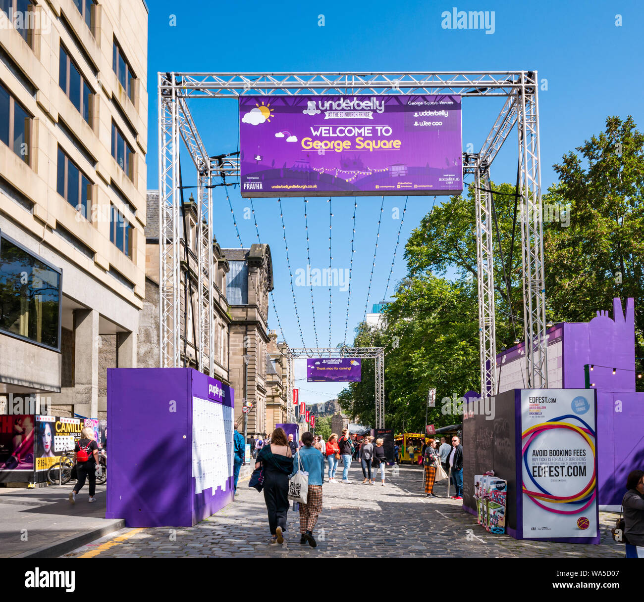 Achille, George Square lors du Festival Fringe d'Édimbourg, Écosse, Royaume-Uni Banque D'Images