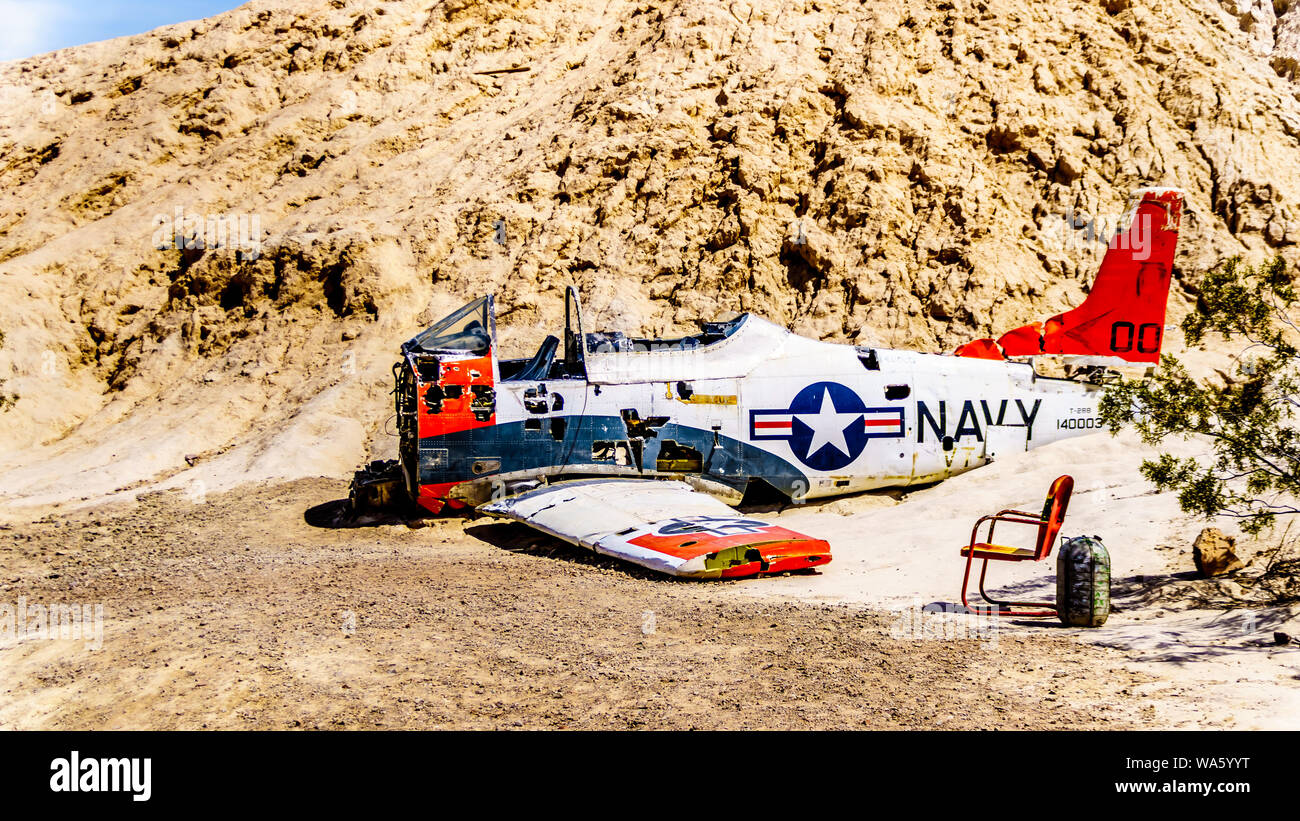 Épave de l'avion utilisé dans les vieux films est toujours sur l'affichage dans l'ancienne ville minière de El Dorado à l'Eldorado Canyon dans le désert du Nevada, USA Banque D'Images