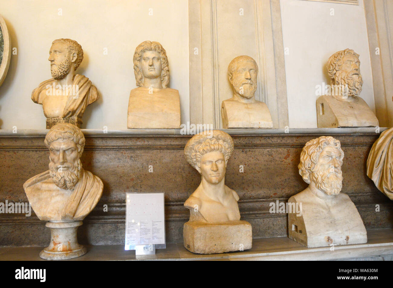 ROME, ITALIE - 6 avril 2016 : Salle des Philosophes, Palazzo Nuovo, Musées du Capitole, Rome, Italie Banque D'Images
