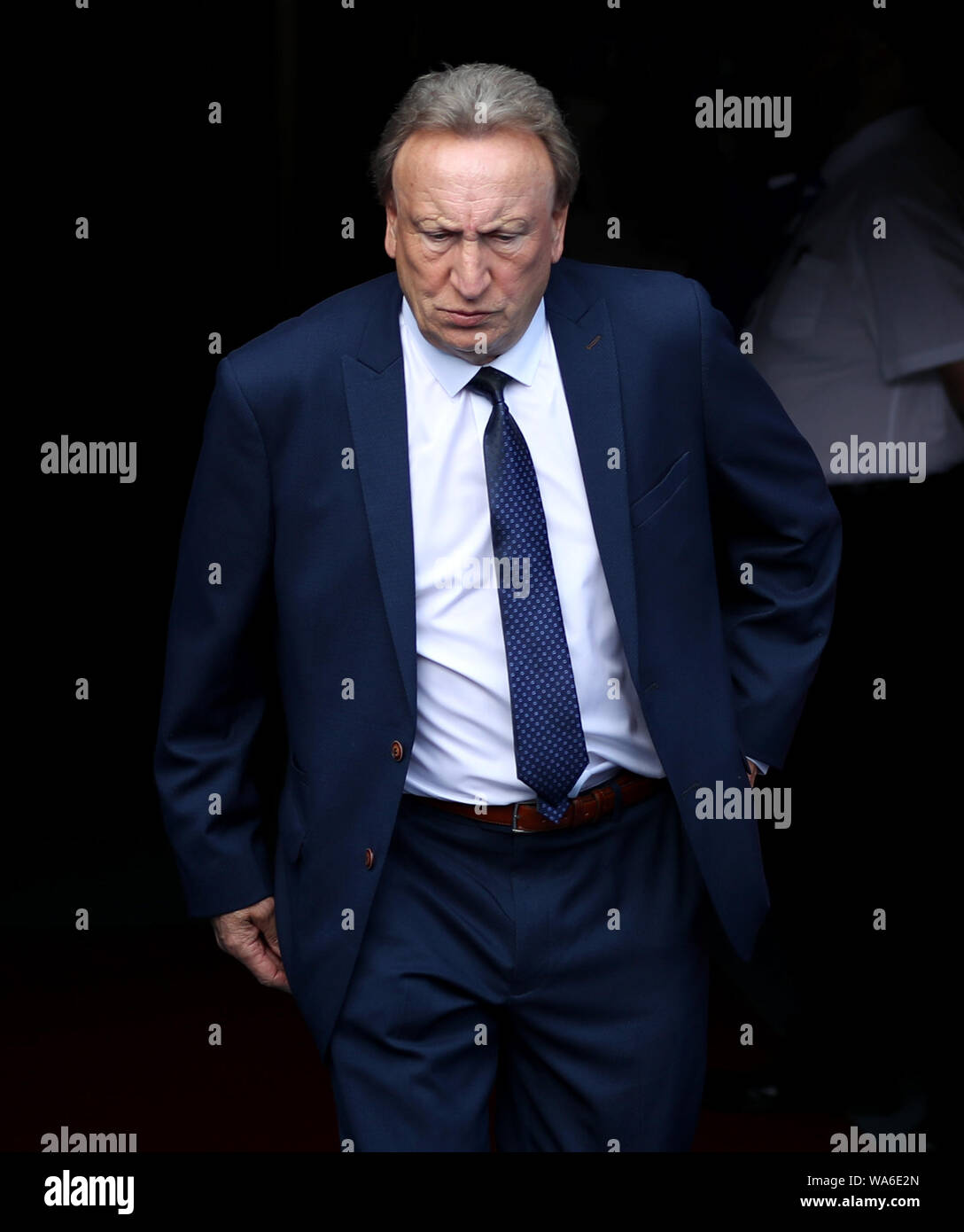 Cardiff City manager Neil Warnock en avant du match de championnat de pari le ciel au stade Madejski, lecture. Banque D'Images