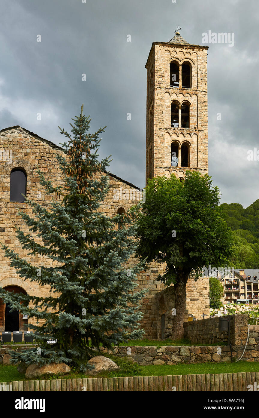 Sant Climent de Taüll, un tour d'églises romanes catalanes de la Vall de Boí (vallée de Tahull, Bohí, Alta Ribagorza, Lleida, Pyrénées, la Catalogne, Espagne) Banque D'Images